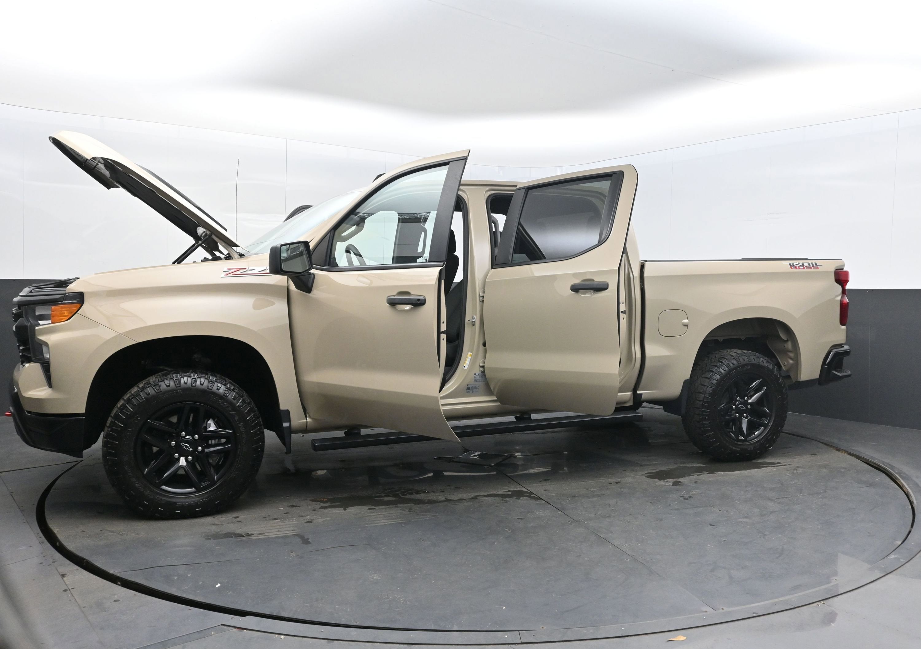 2022 Chevrolet Silverado 1500 Custom Trail Boss