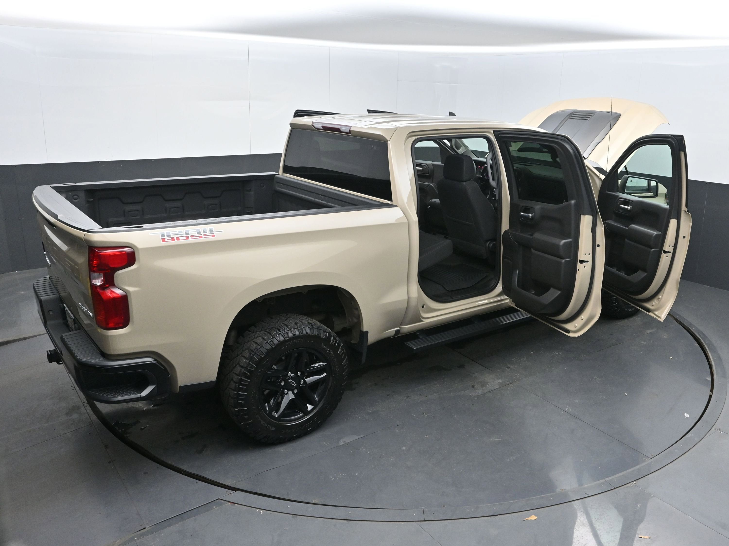 2022 Chevrolet Silverado 1500 Custom Trail Boss