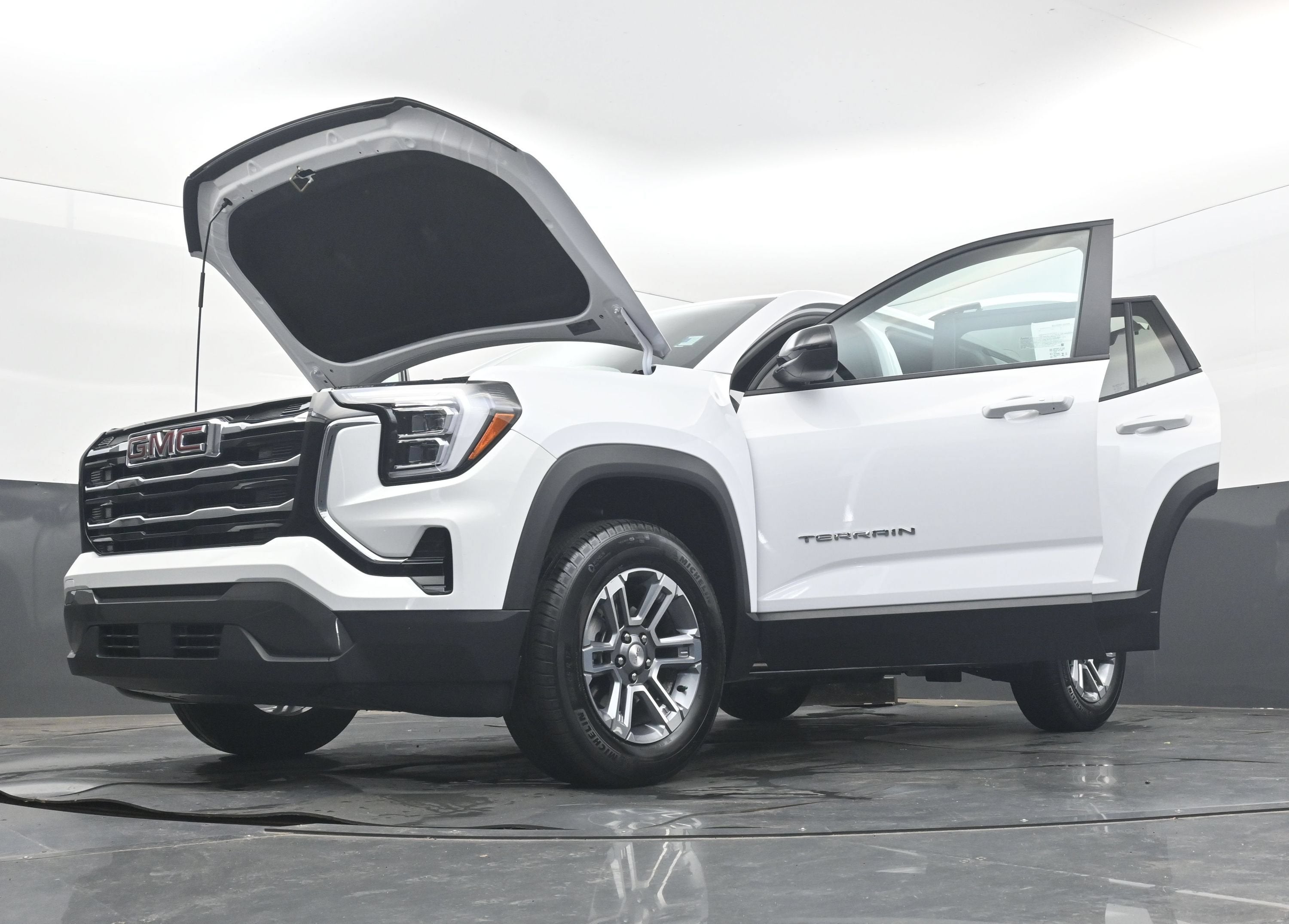 2026 GMC Terrain FWD Elevation