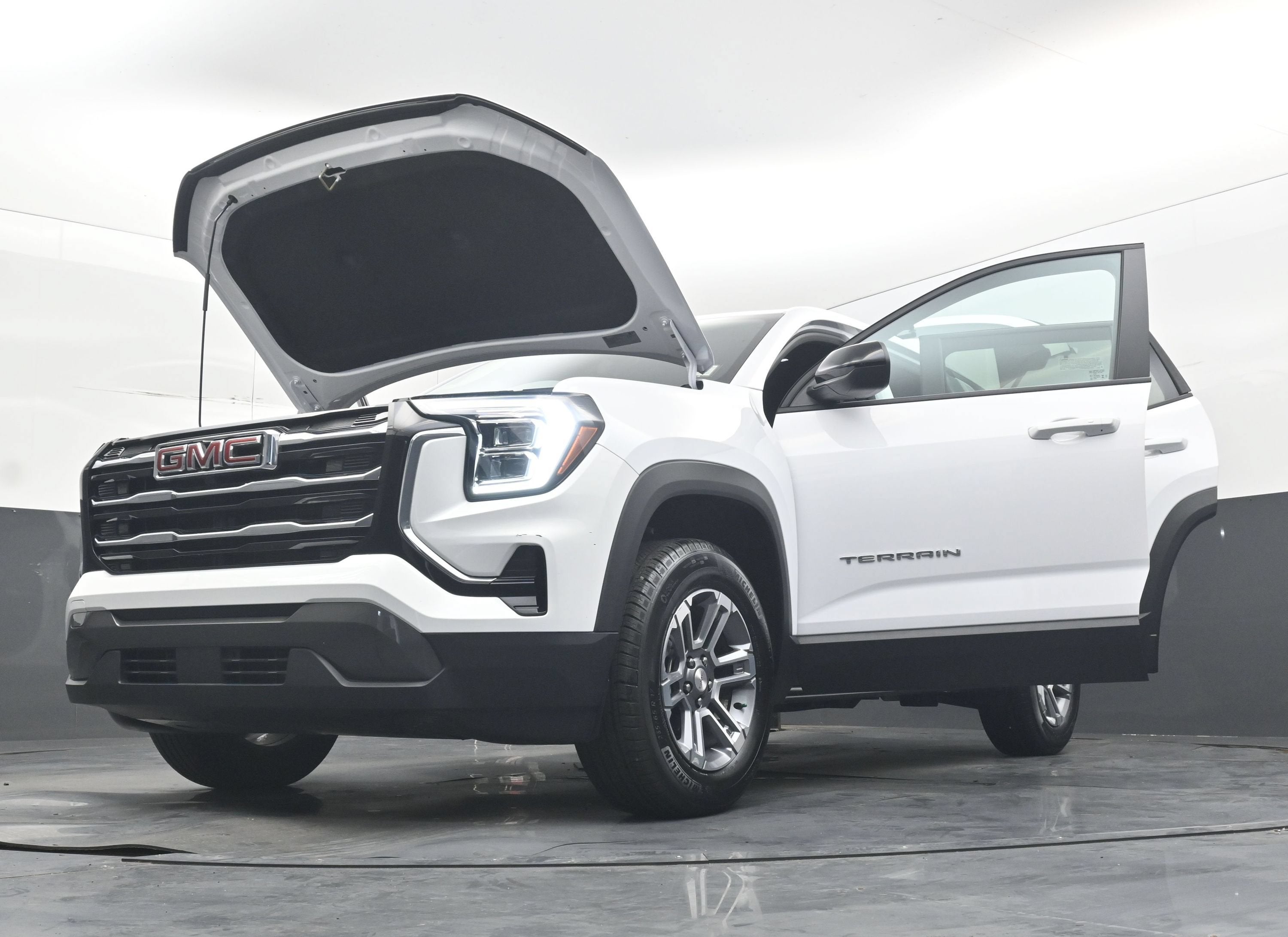 2026 GMC Terrain FWD Elevation