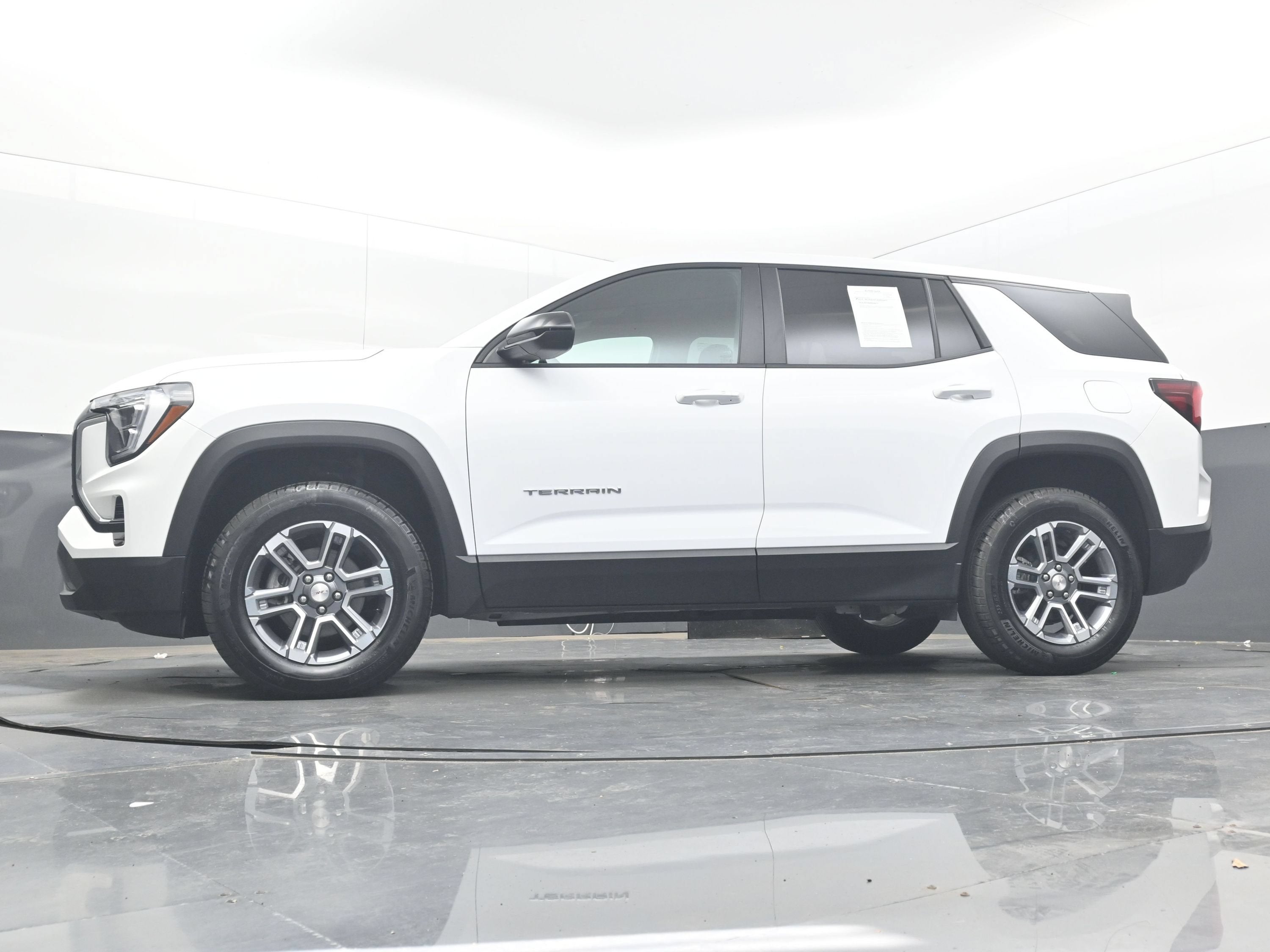 2026 GMC Terrain FWD Elevation