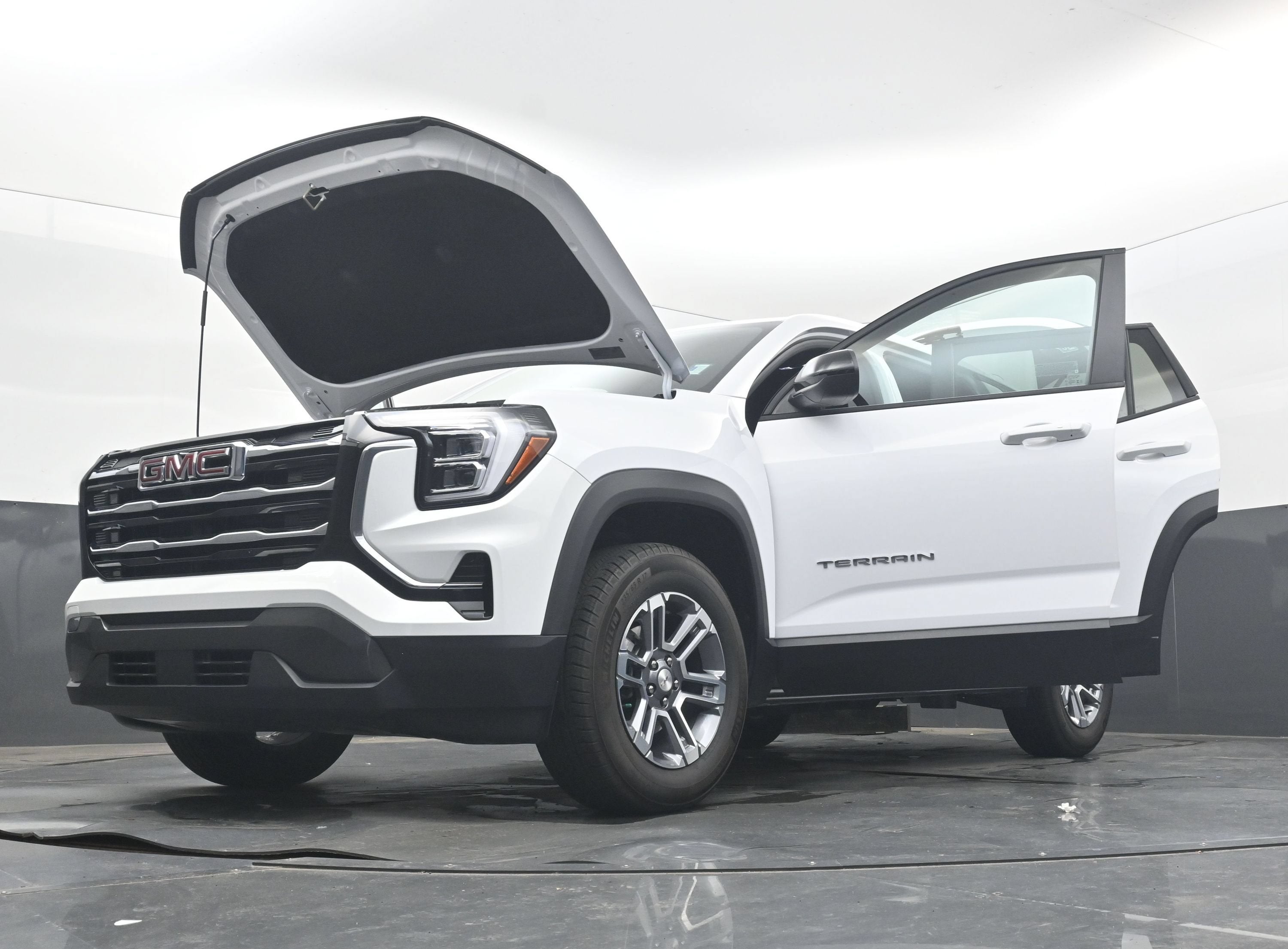 2026 GMC Terrain FWD Elevation