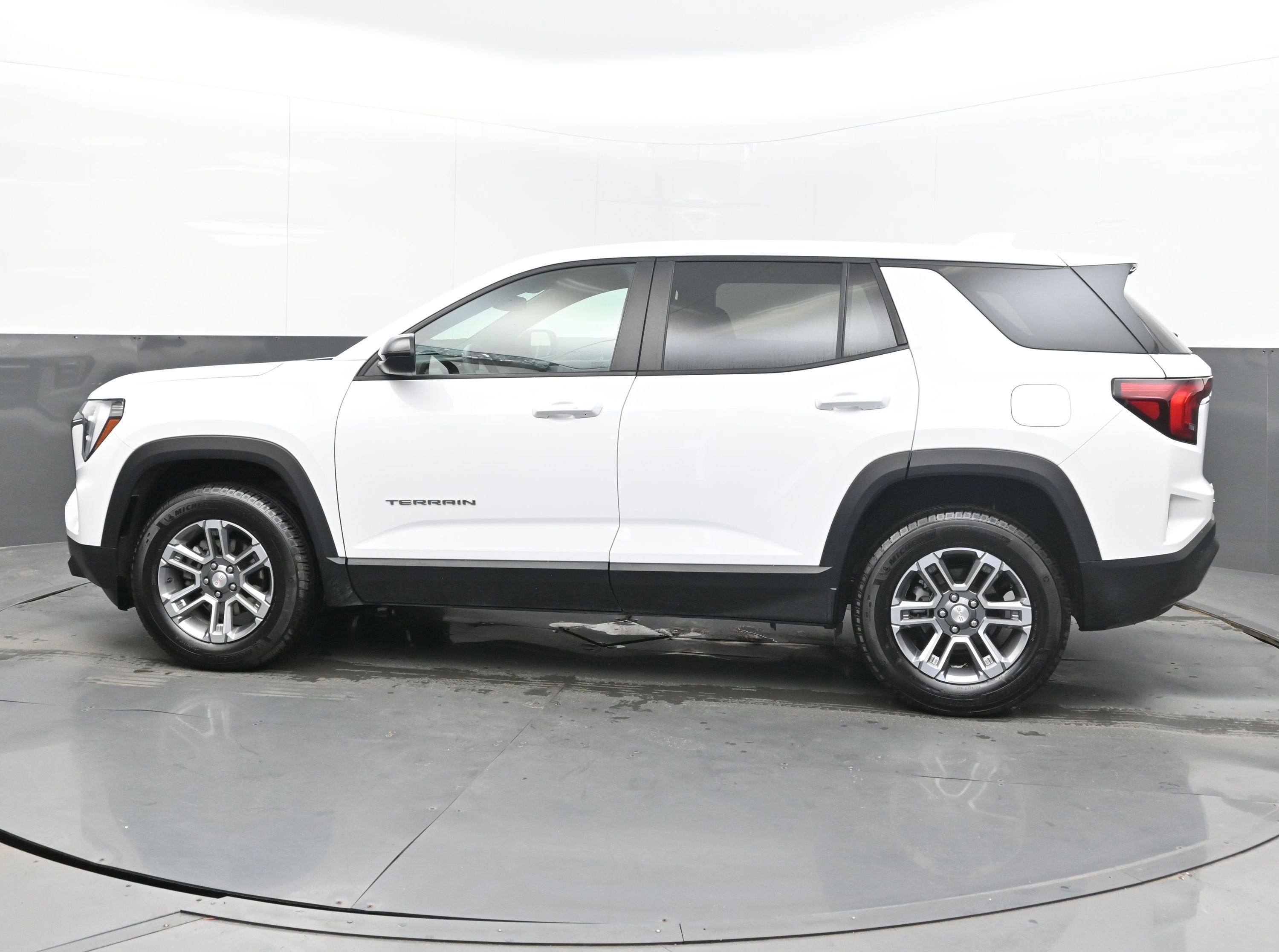 2025 GMC Terrain AWD Elevation