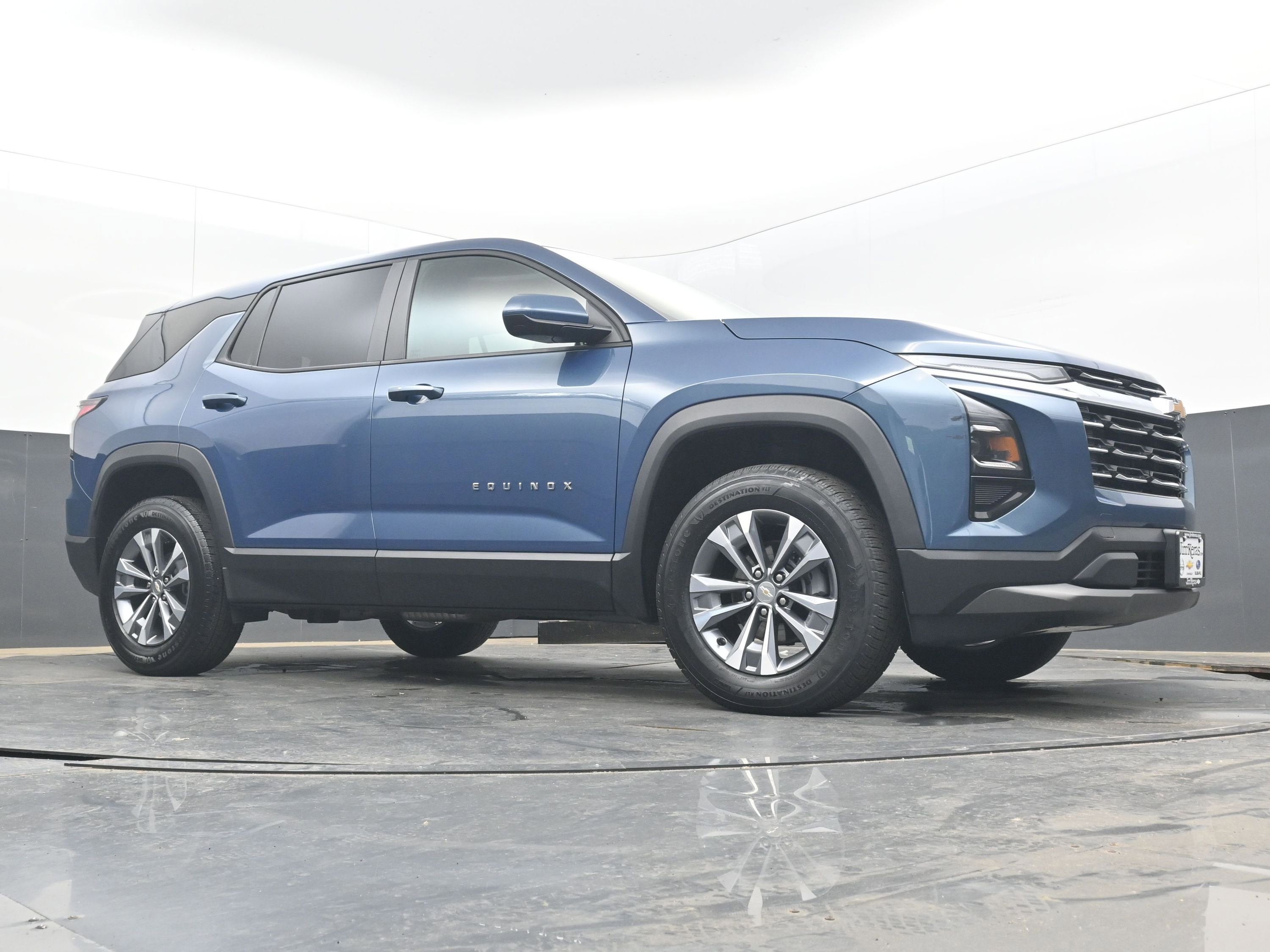 2025 Chevrolet Equinox FWD LT