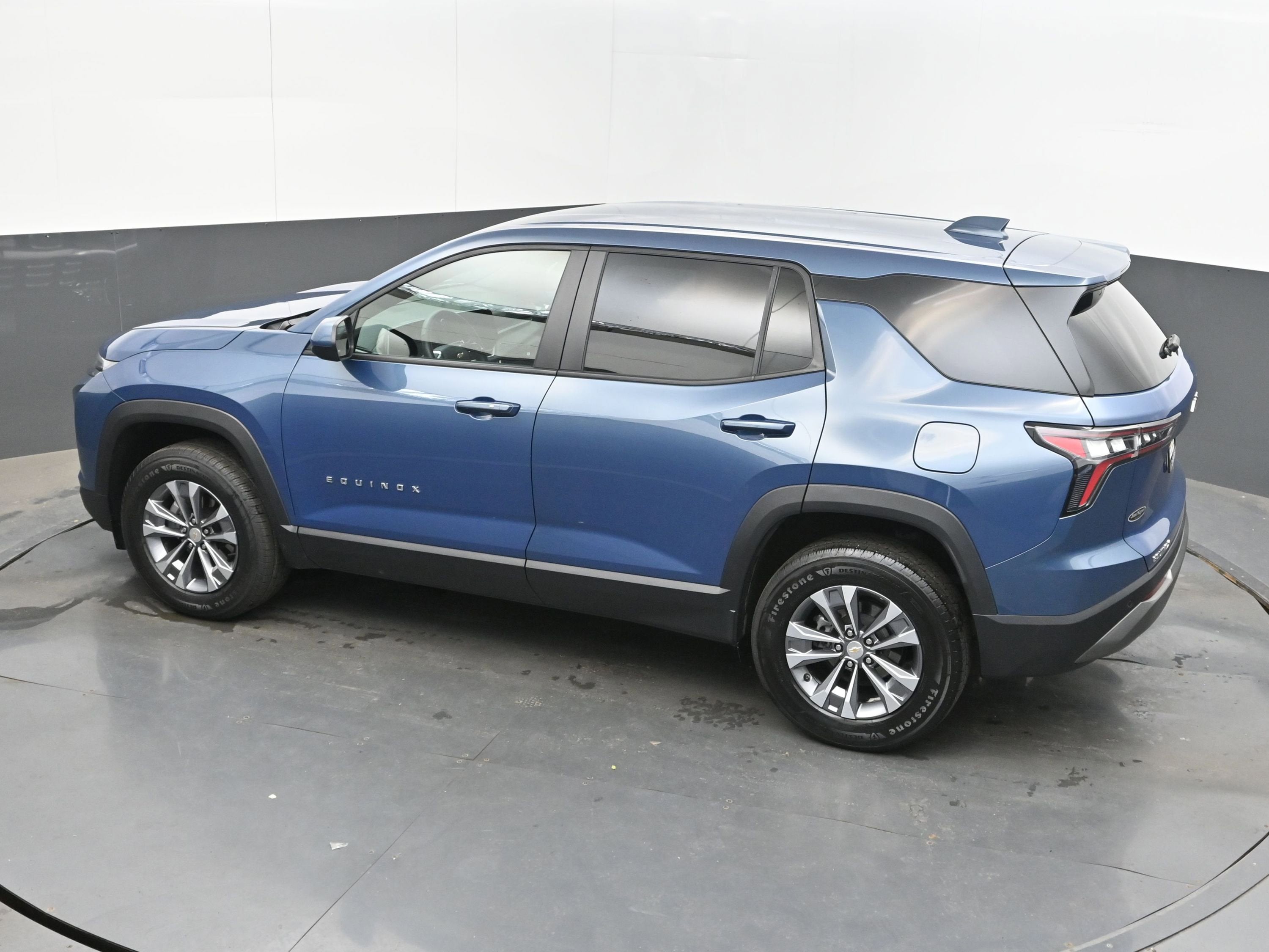 2025 Chevrolet Equinox FWD LT