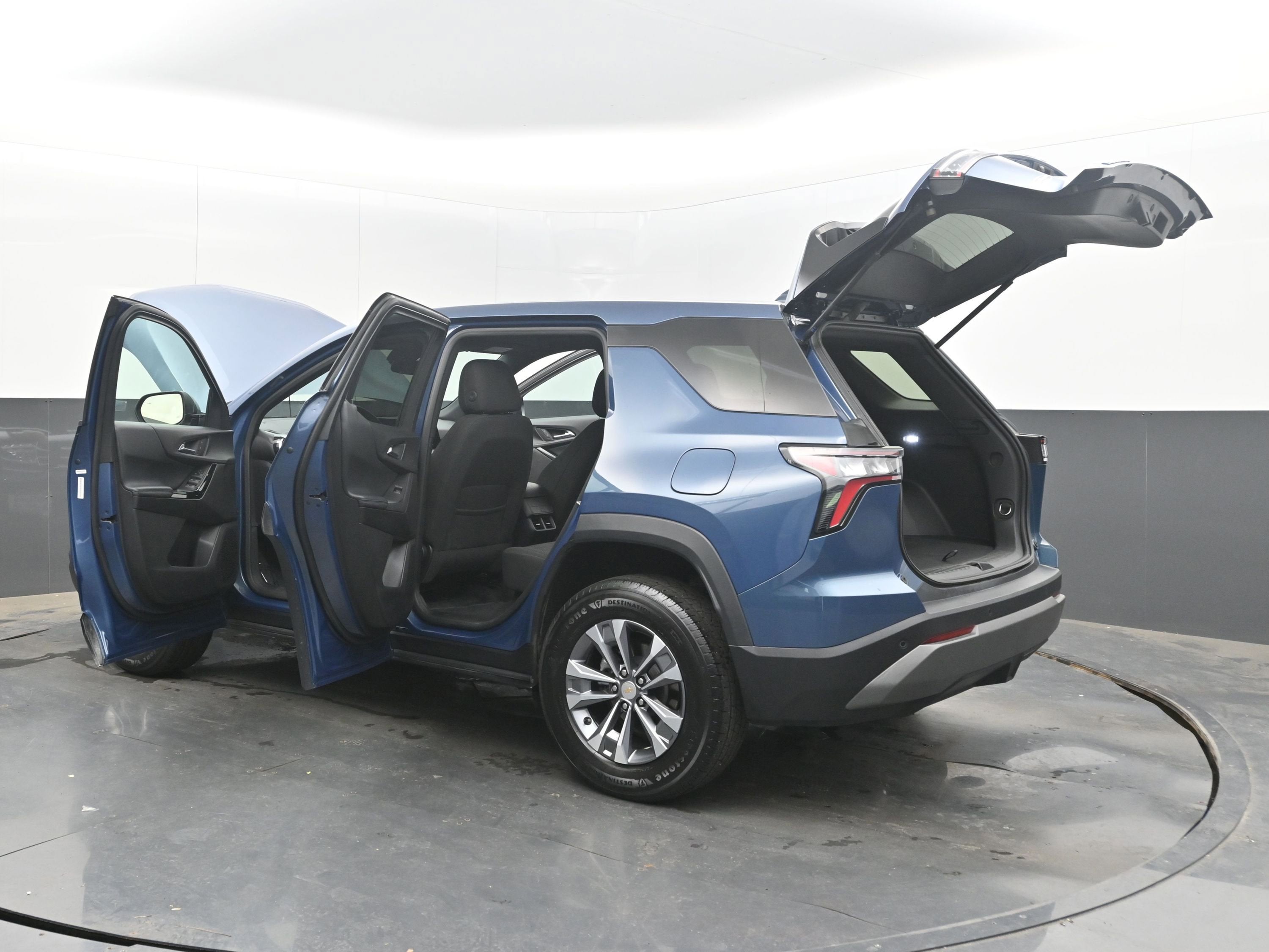 2025 Chevrolet Equinox FWD LT