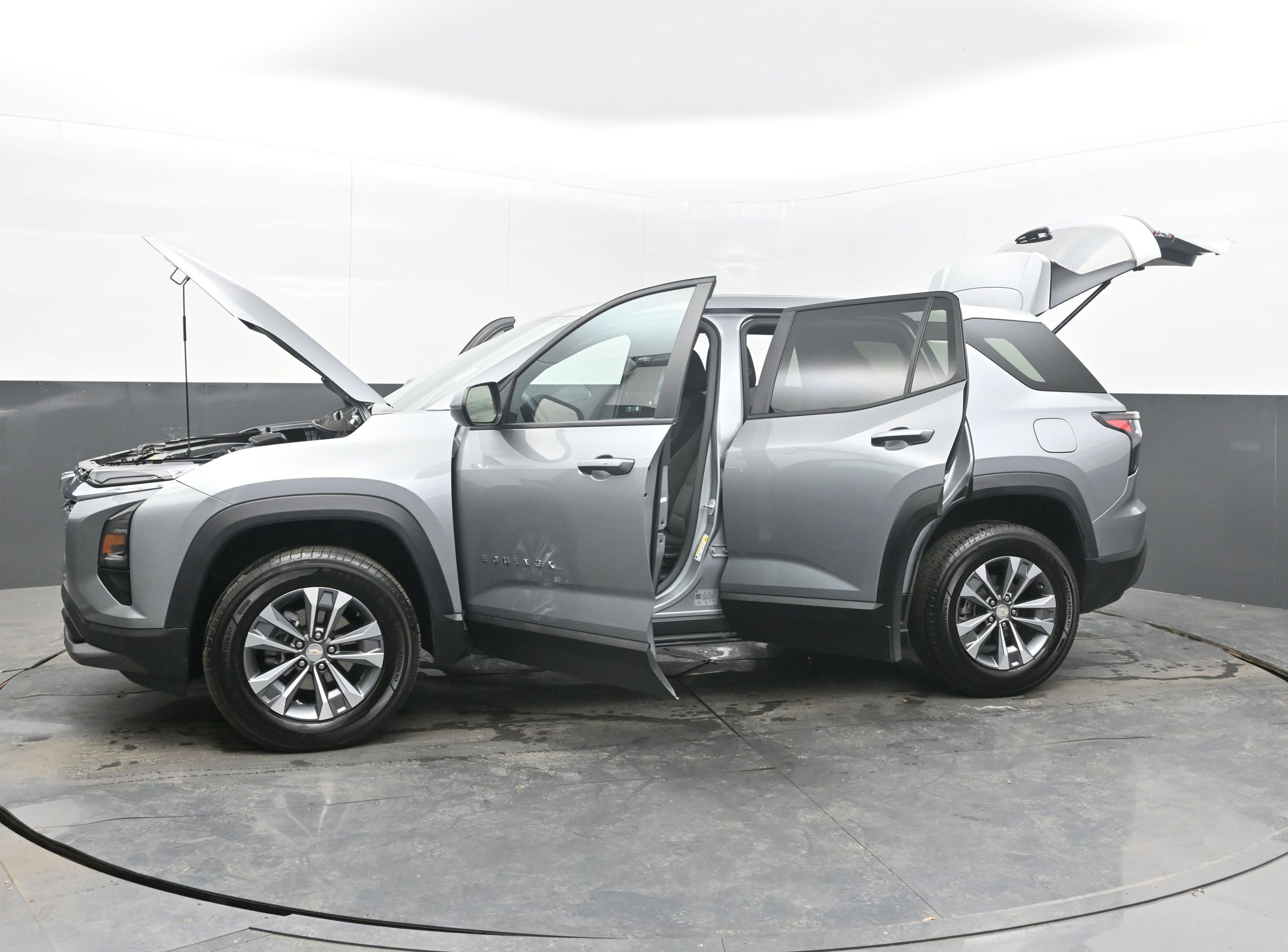 2025 Chevrolet Equinox FWD LT