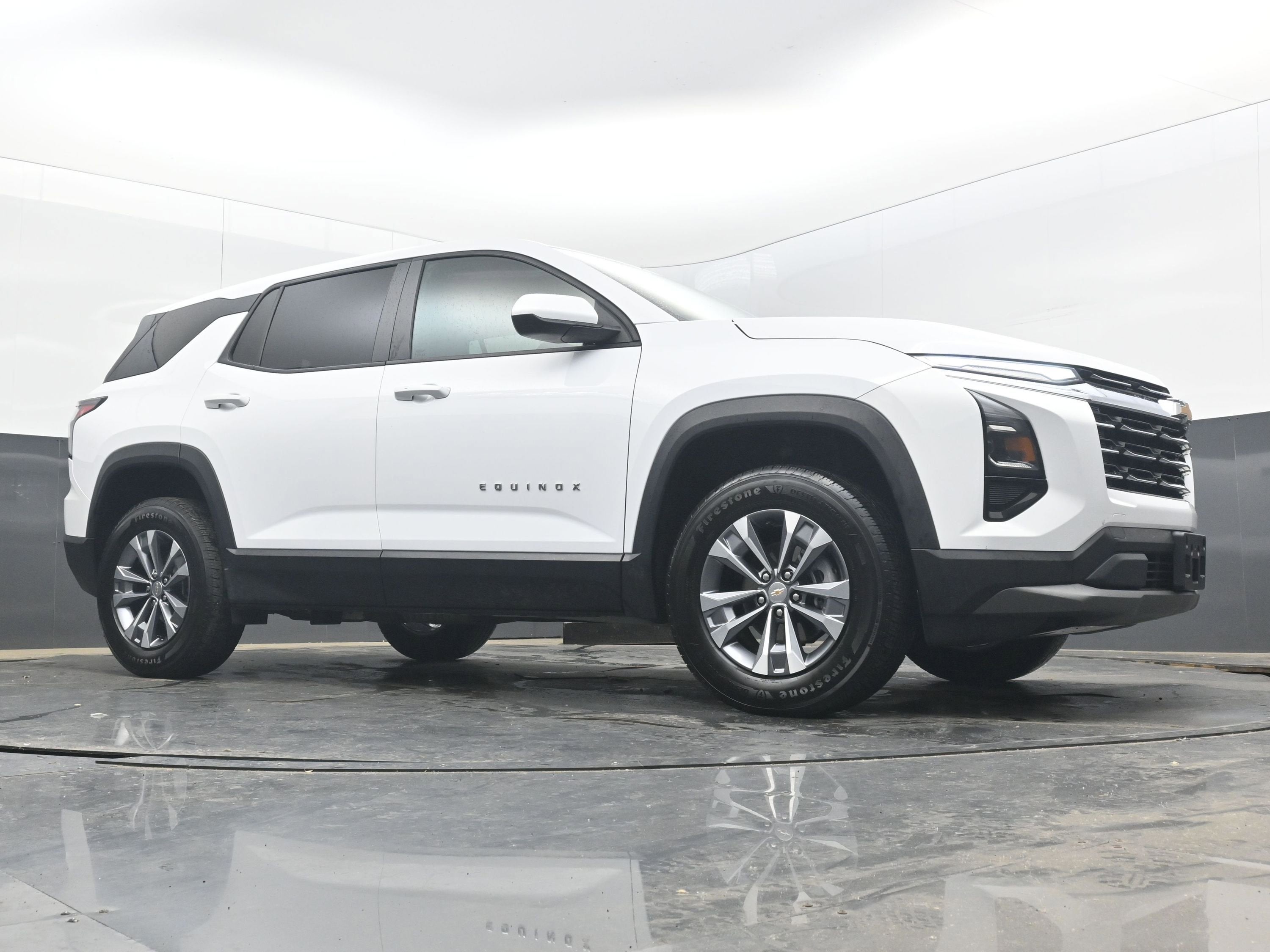 2025 Chevrolet Equinox FWD LT