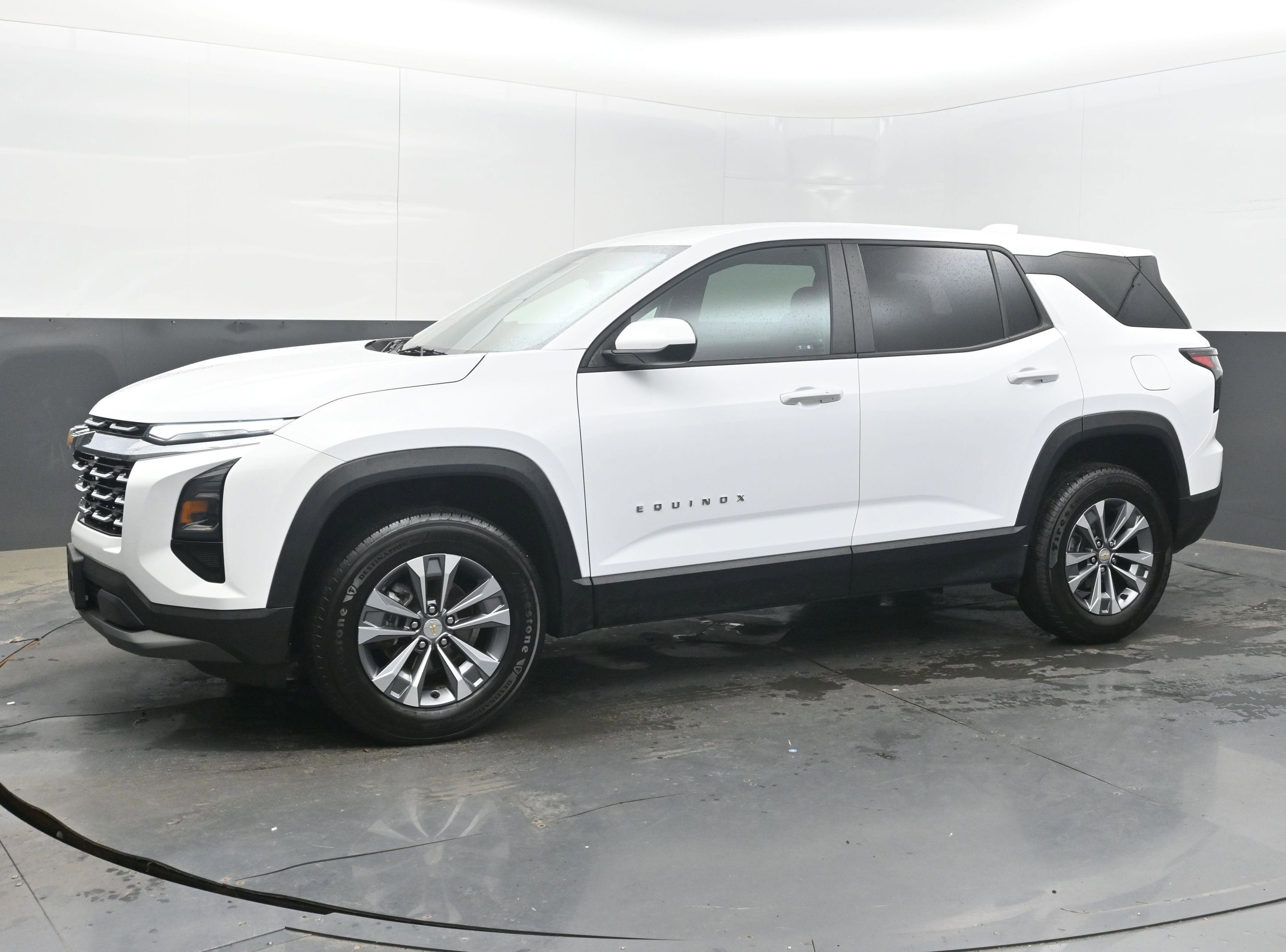 2025 Chevrolet Equinox FWD LT