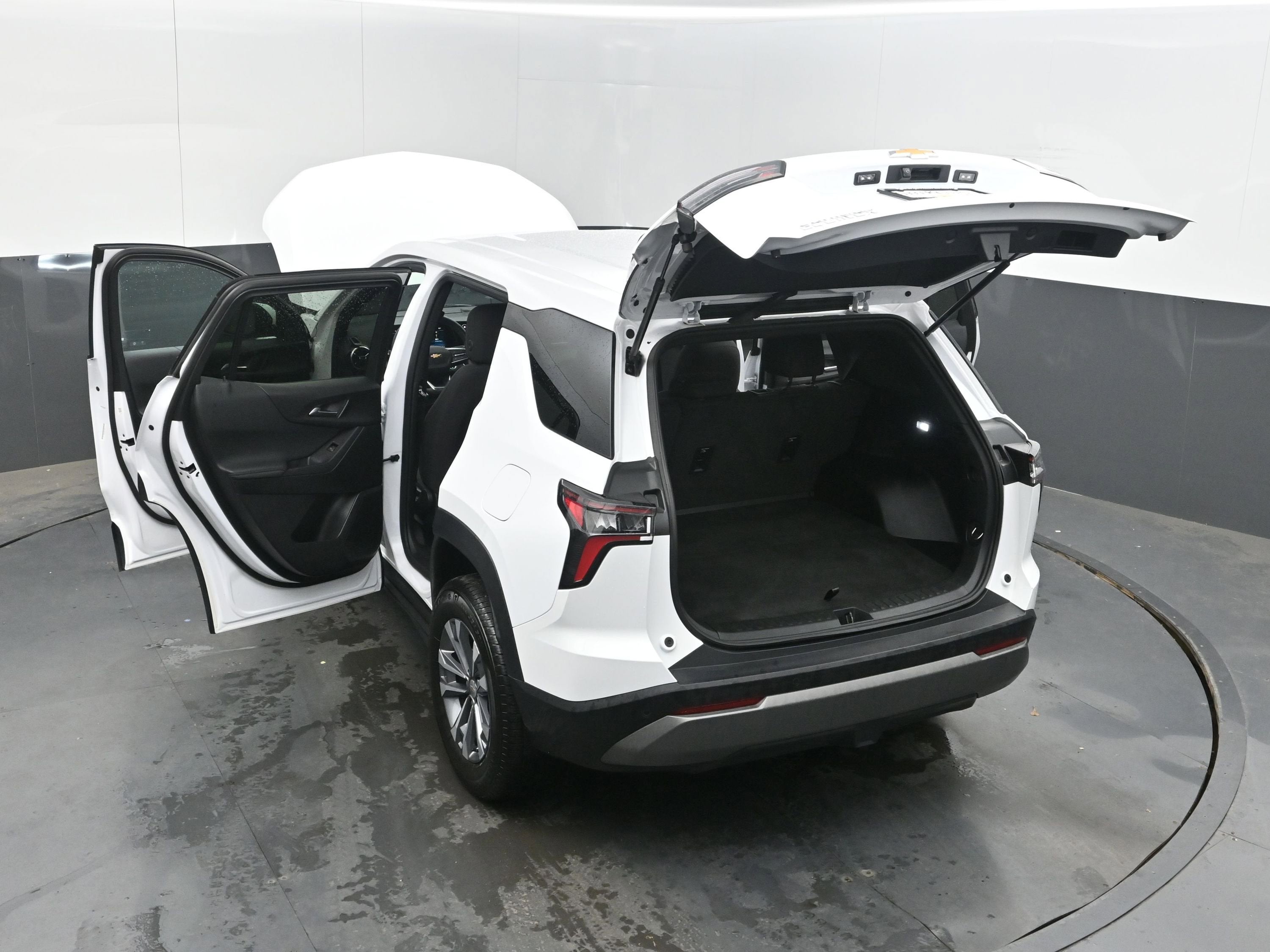 2025 Chevrolet Equinox FWD LT