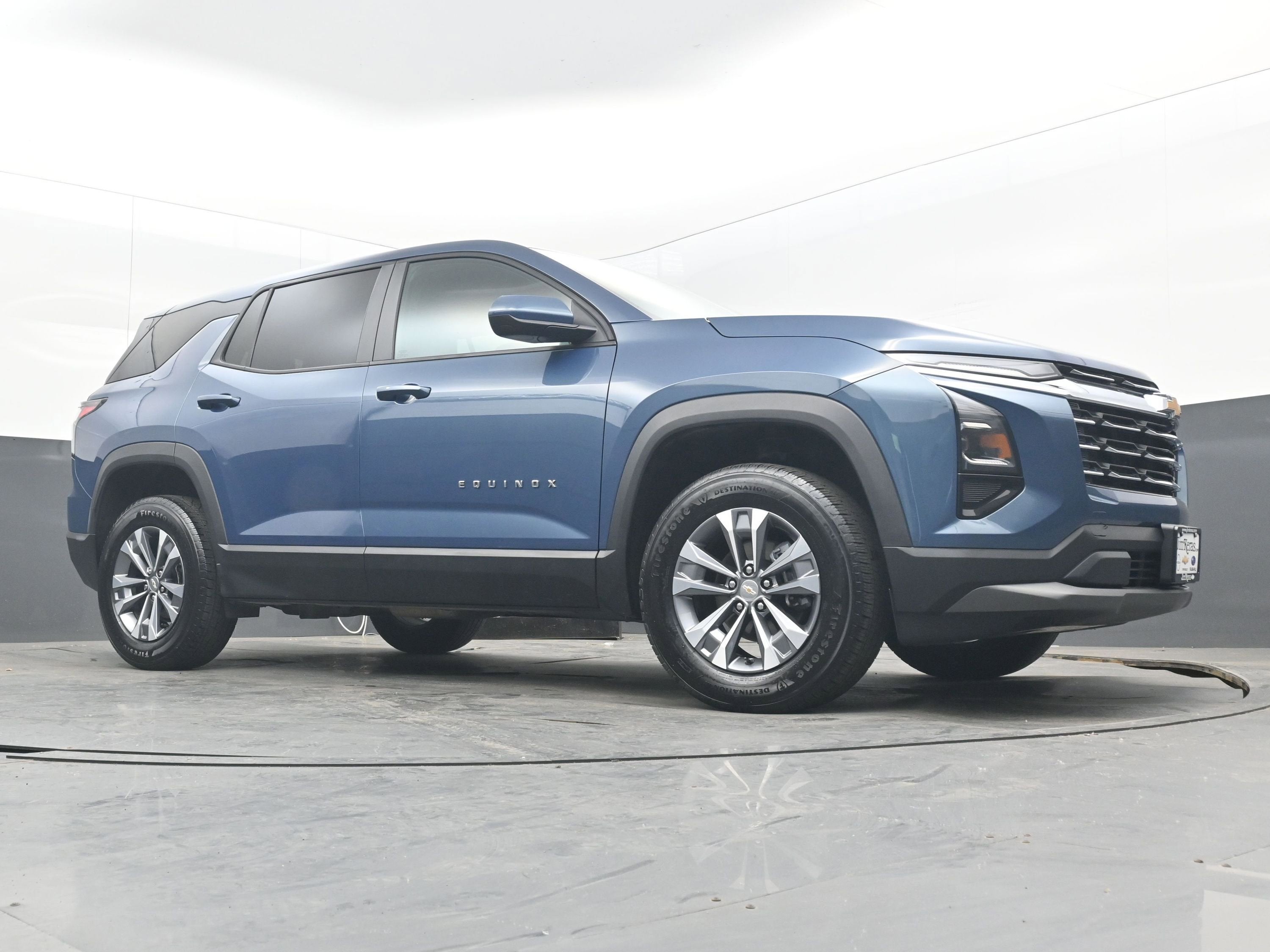 2025 Chevrolet Equinox FWD LT
