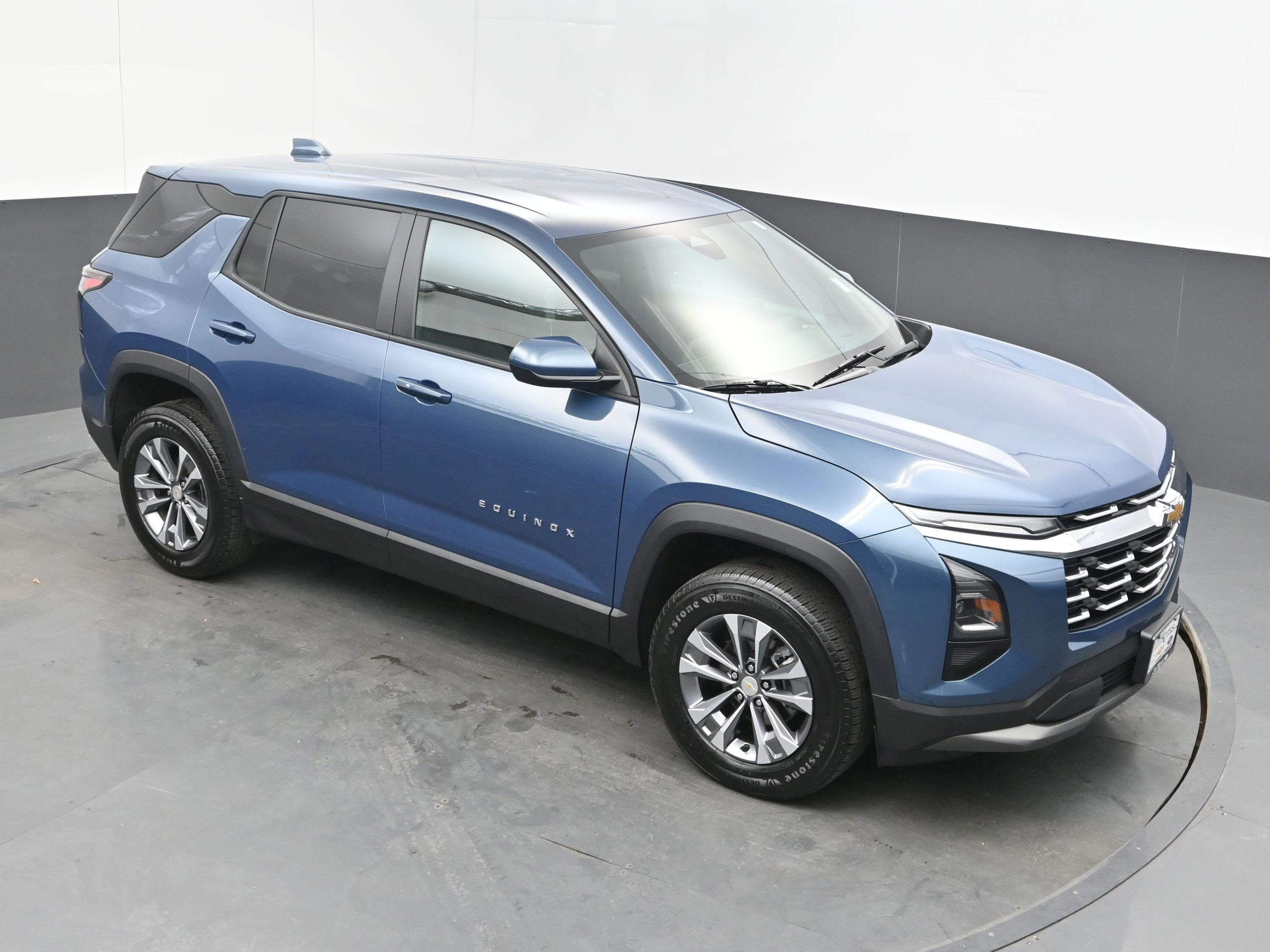 2025 Chevrolet Equinox FWD LT