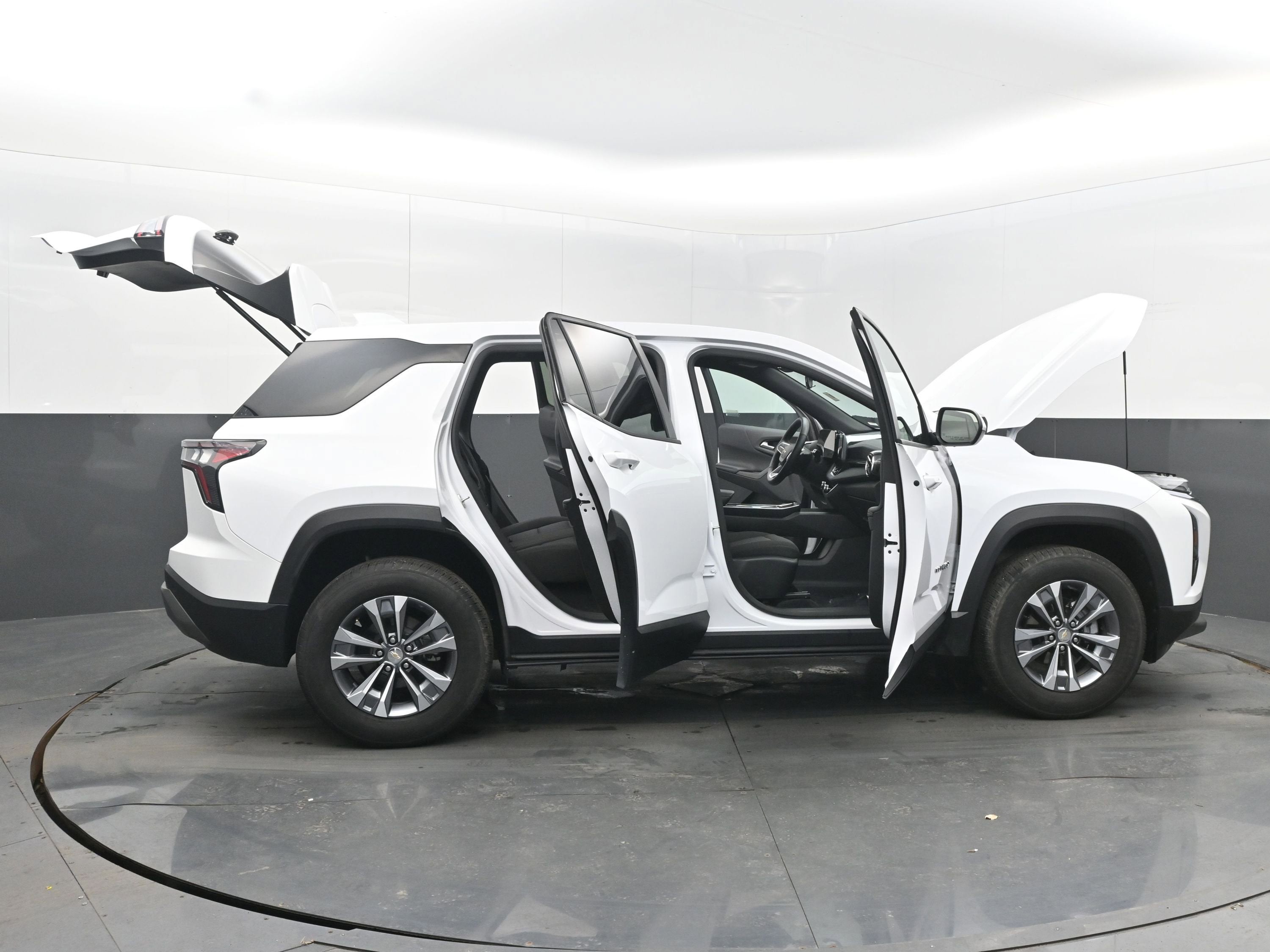 2025 Chevrolet Equinox FWD LT