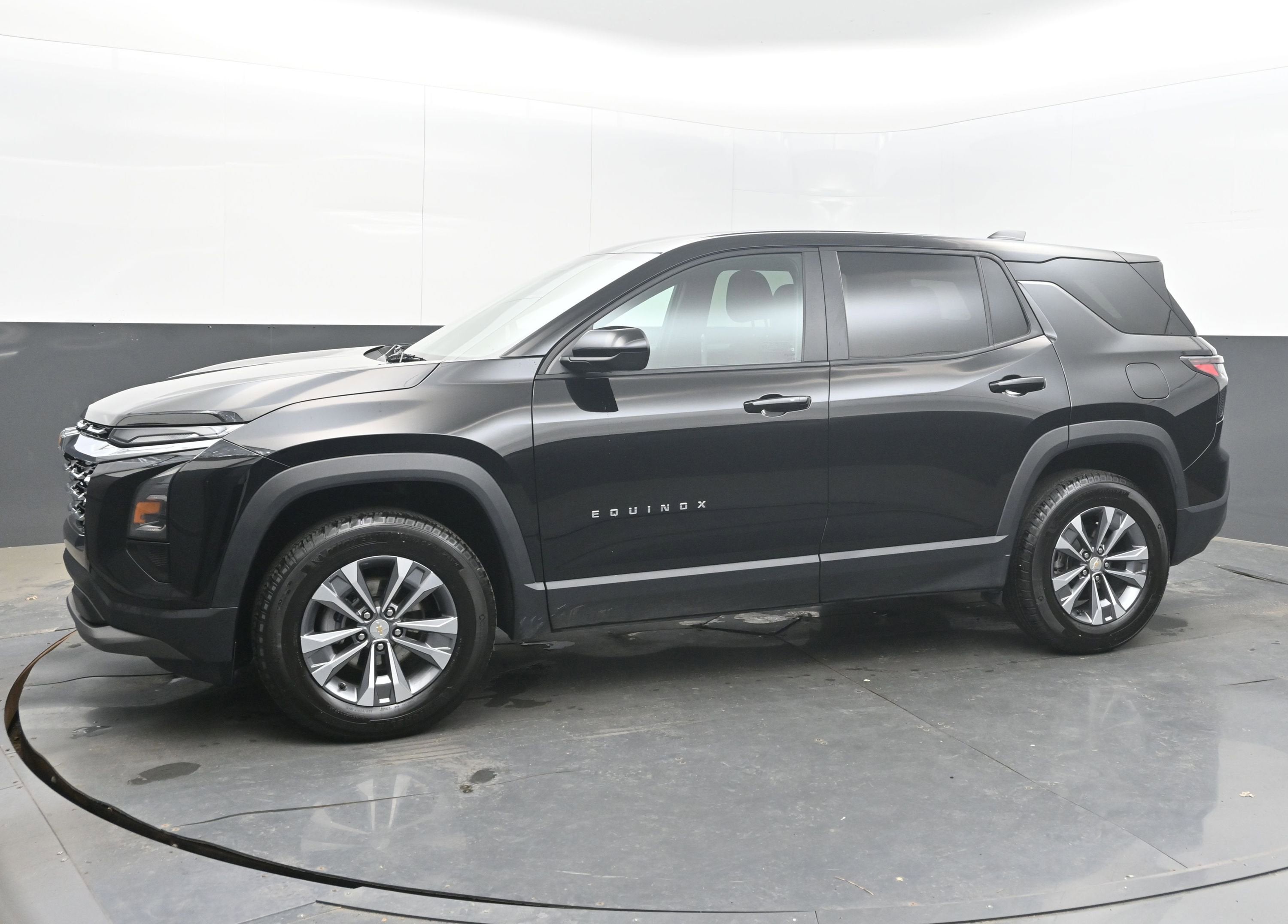 2025 Chevrolet Equinox AWD LT
