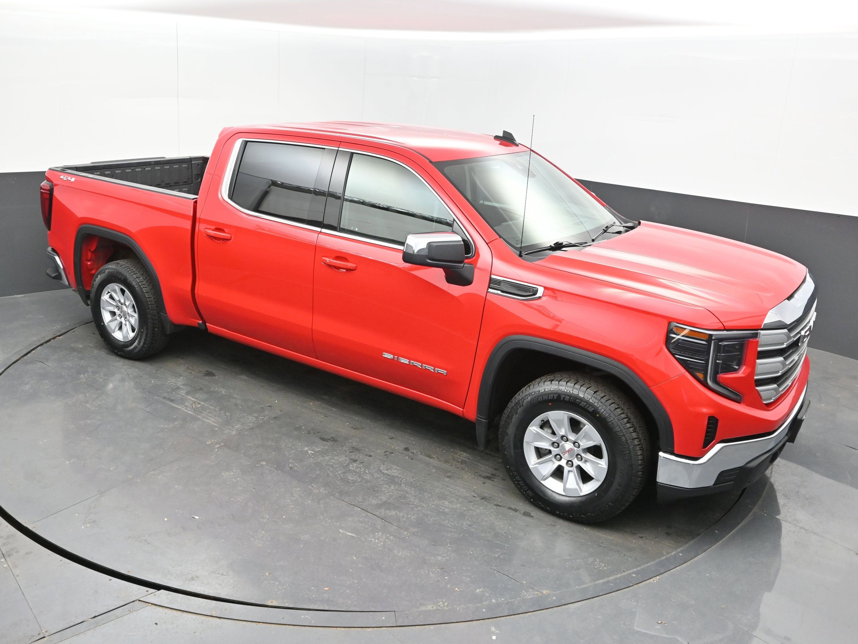 2024 GMC Sierra 1500 SLE