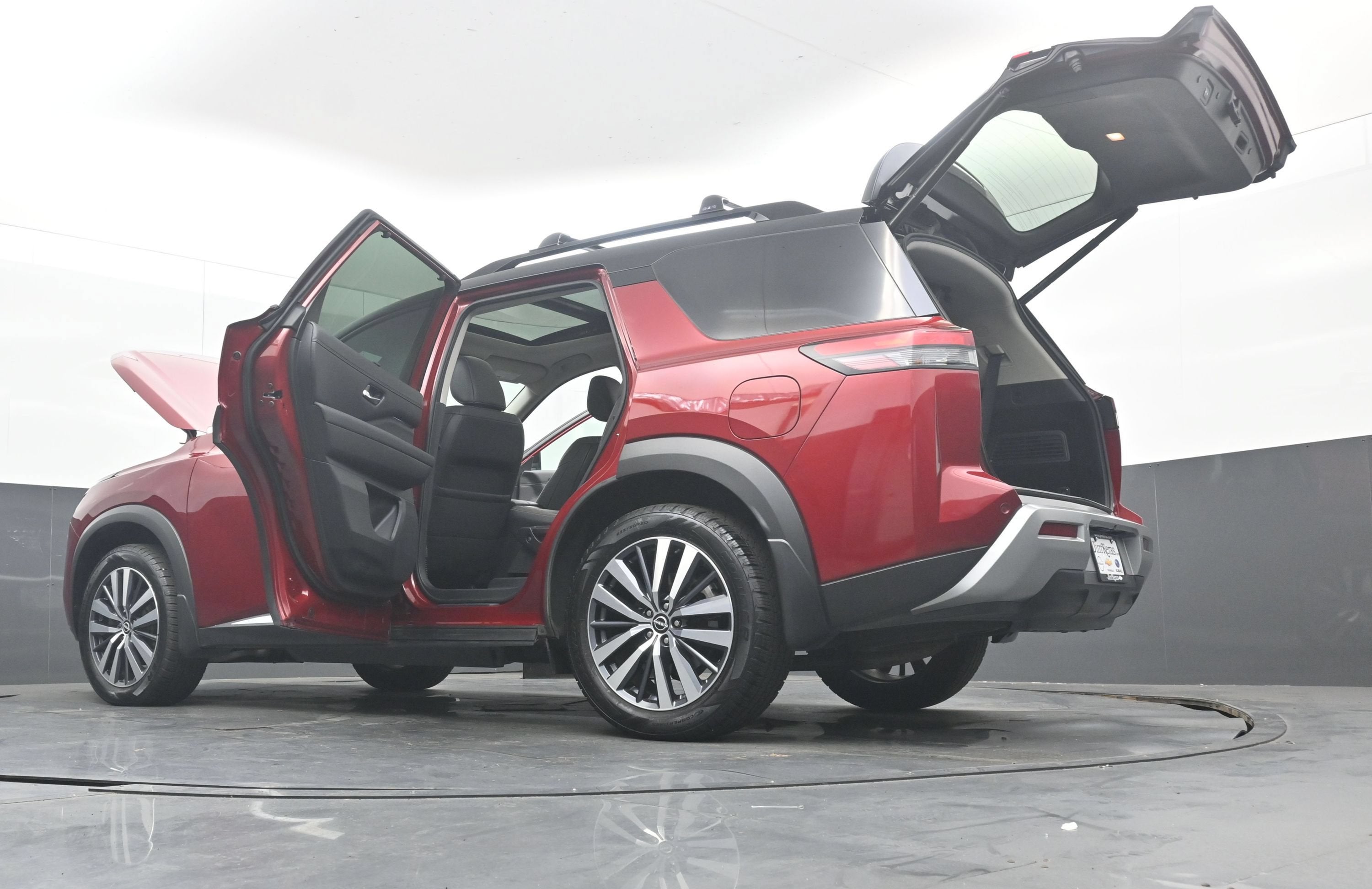 2022 Nissan Pathfinder Platinum