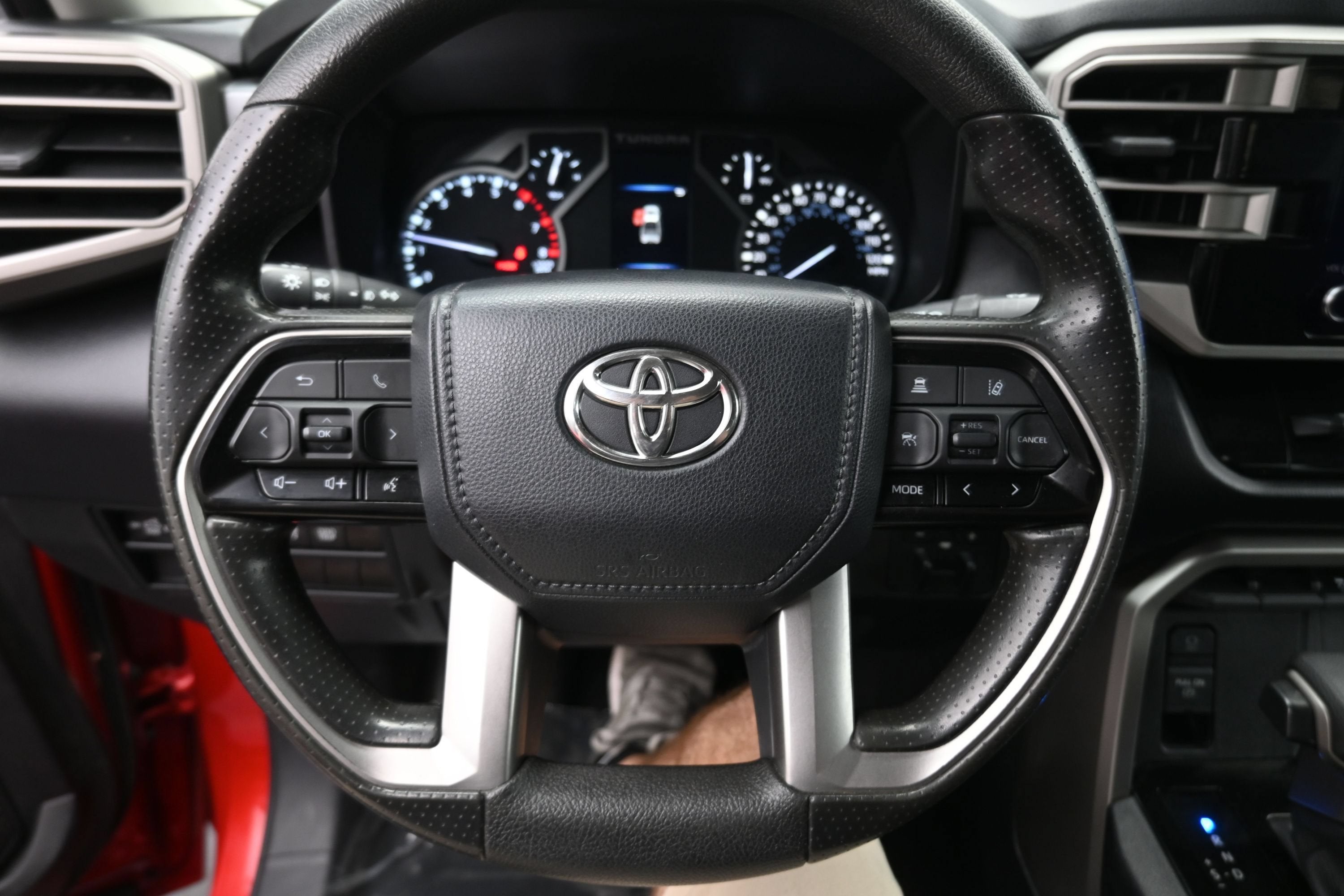 2022 Toyota Tundra 2WD SR5