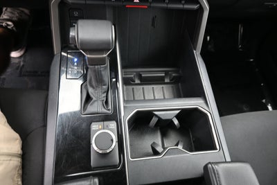 2022 Toyota Tundra 2WD SR5