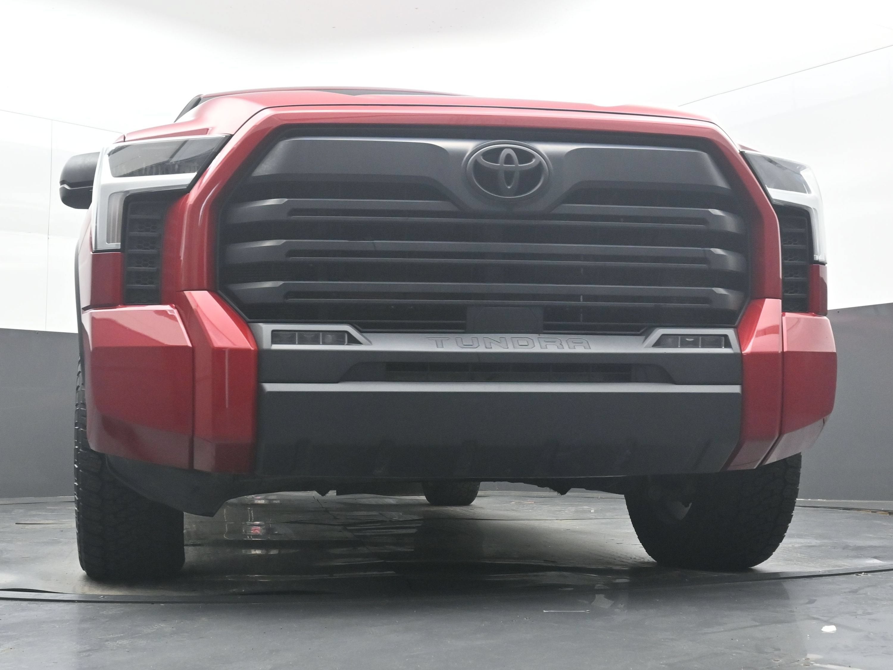 2022 Toyota Tundra 2WD SR5
