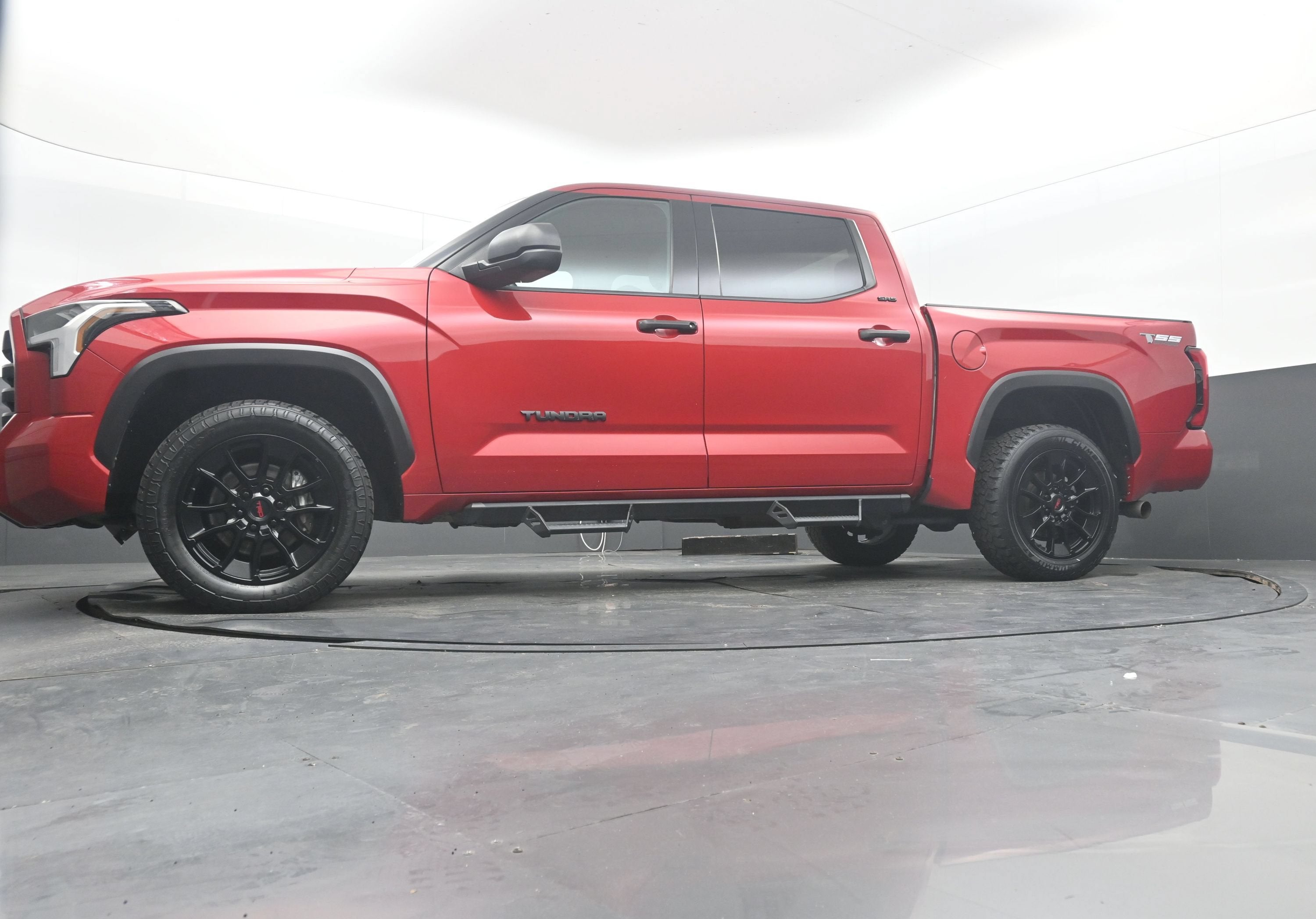 2022 Toyota Tundra 2WD SR5