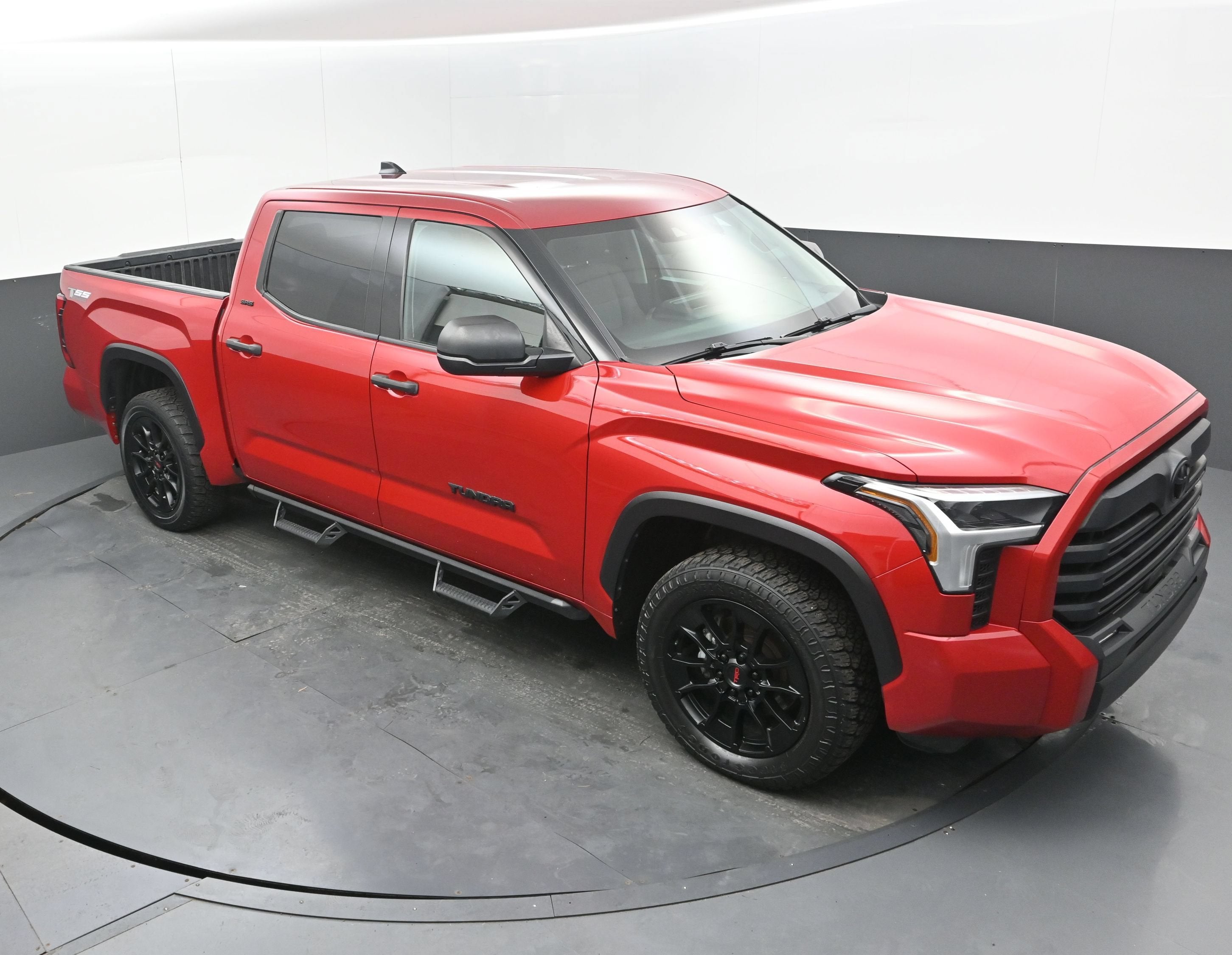 2022 Toyota Tundra 2WD SR5