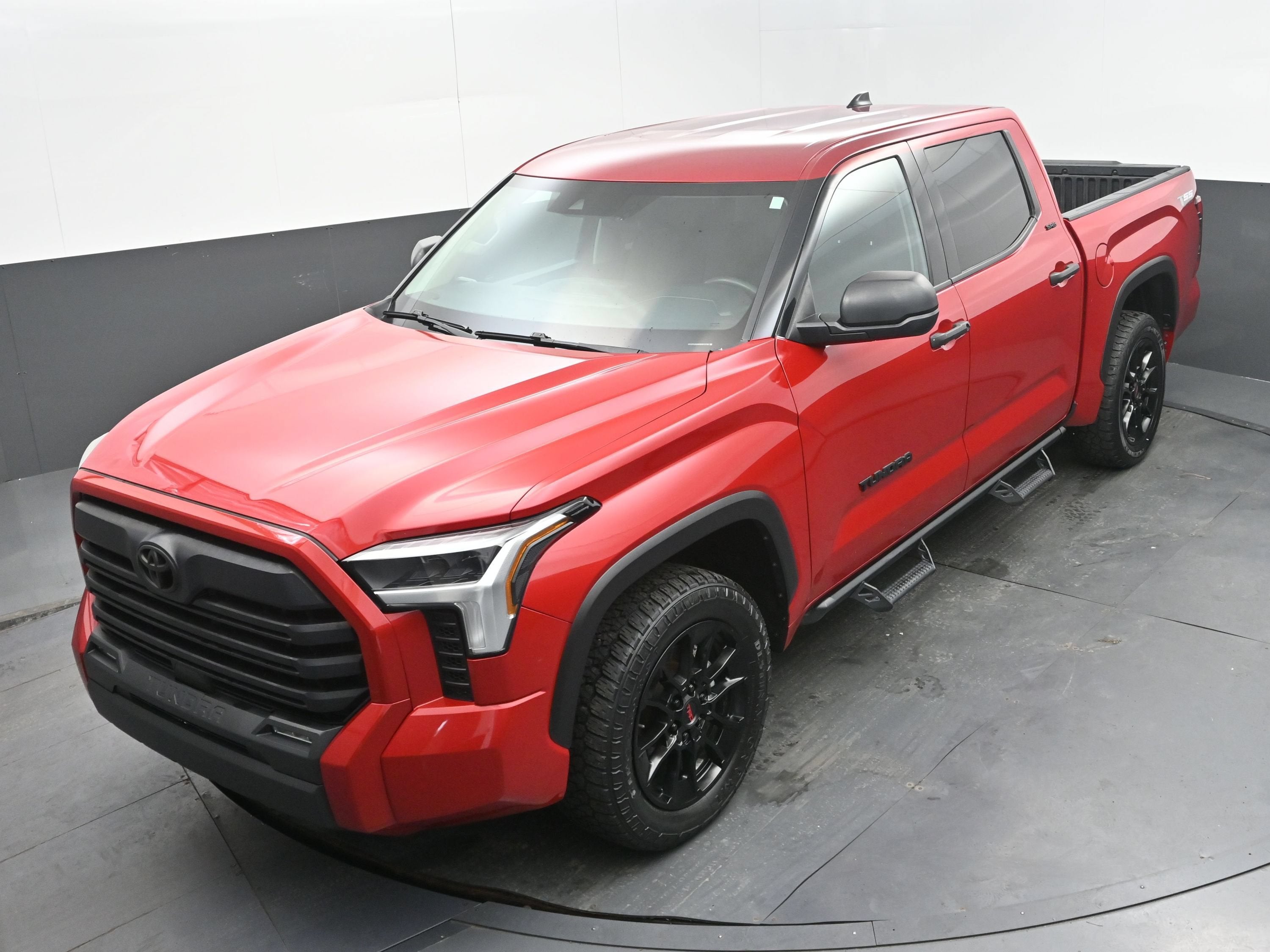 2022 Toyota Tundra 2WD SR5