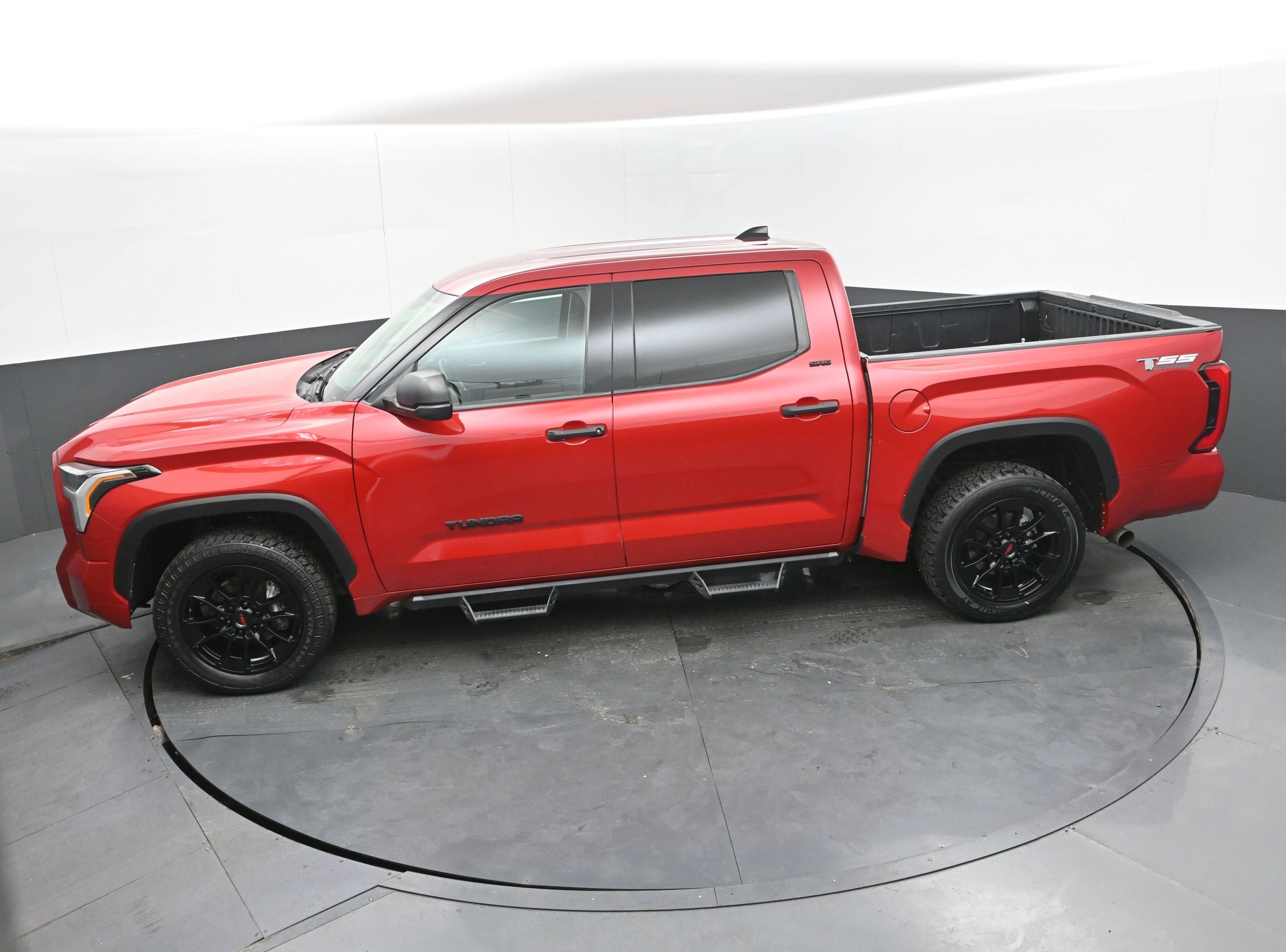 2022 Toyota Tundra 2WD SR5