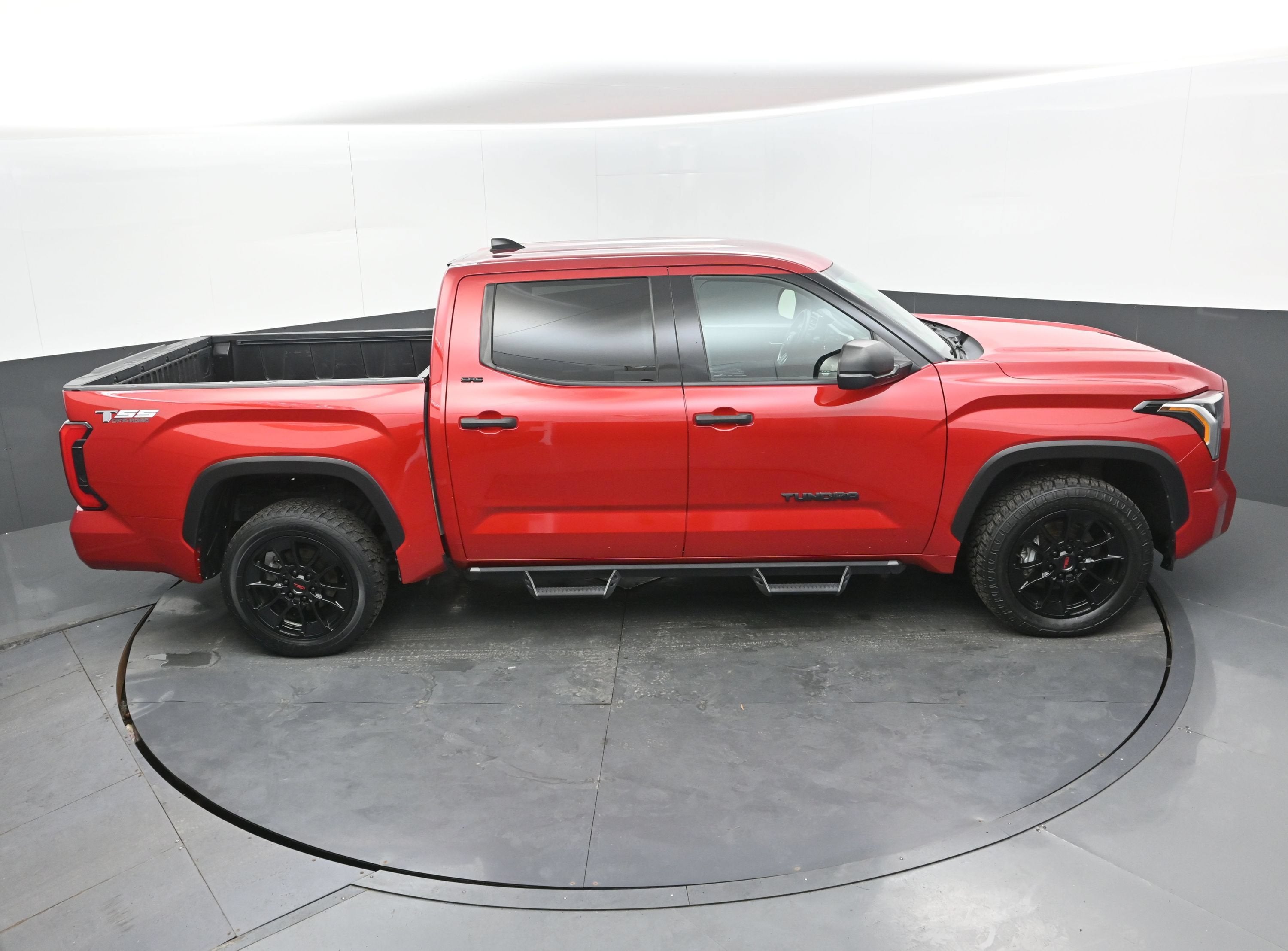 2022 Toyota Tundra 2WD SR5