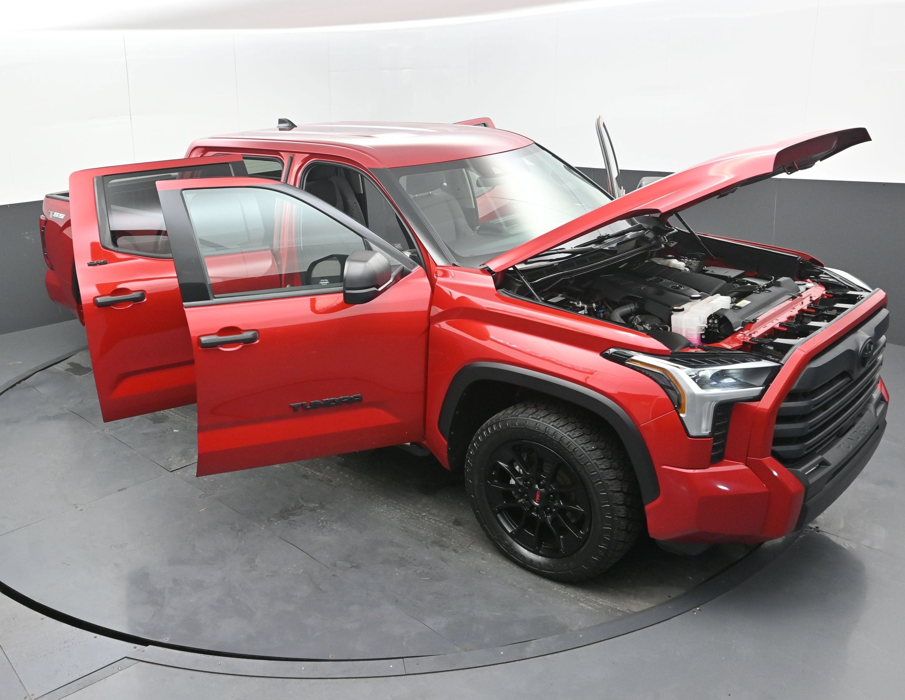 2022 Toyota Tundra 2WD SR5