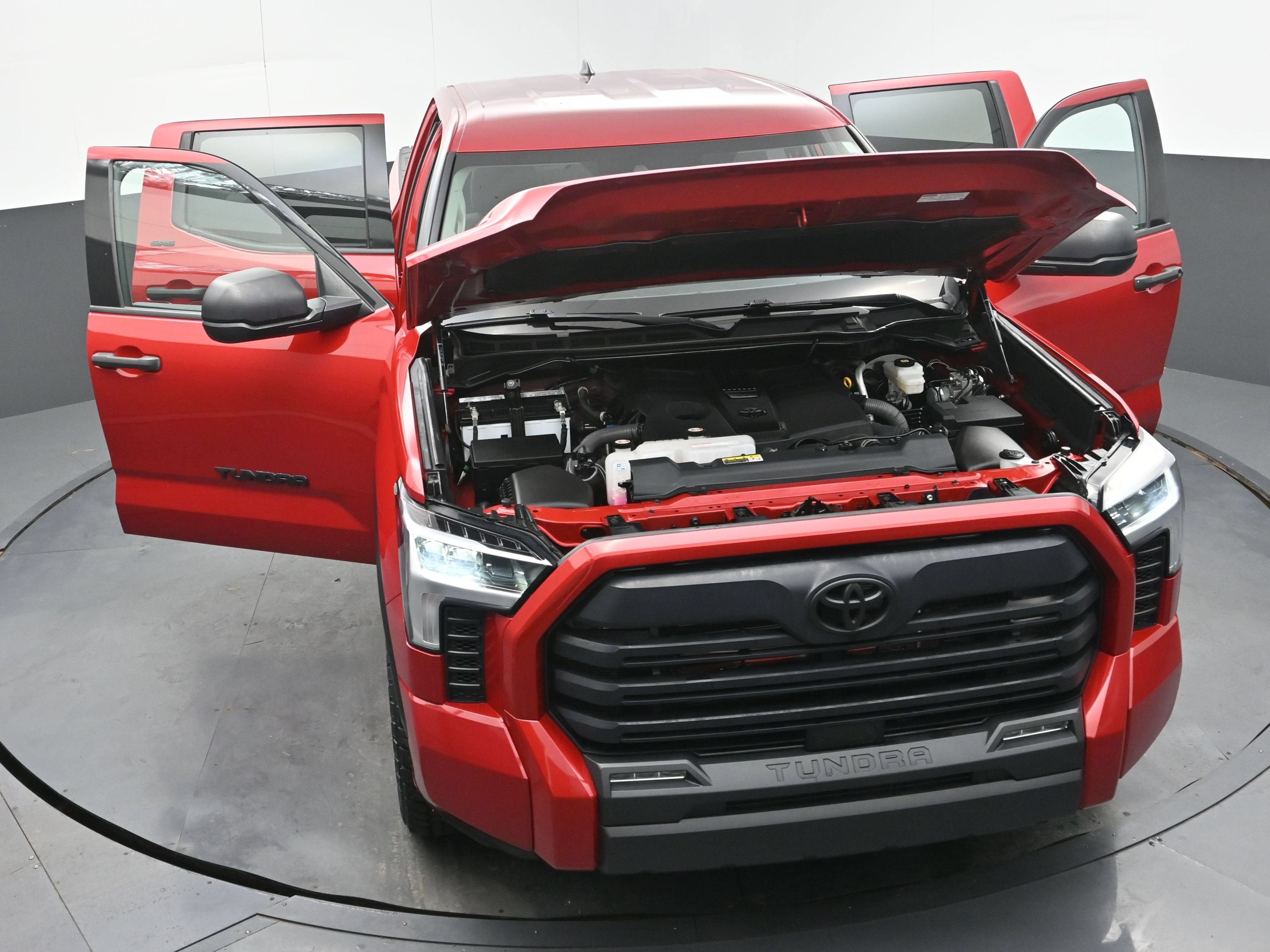 2022 Toyota Tundra 2WD SR5