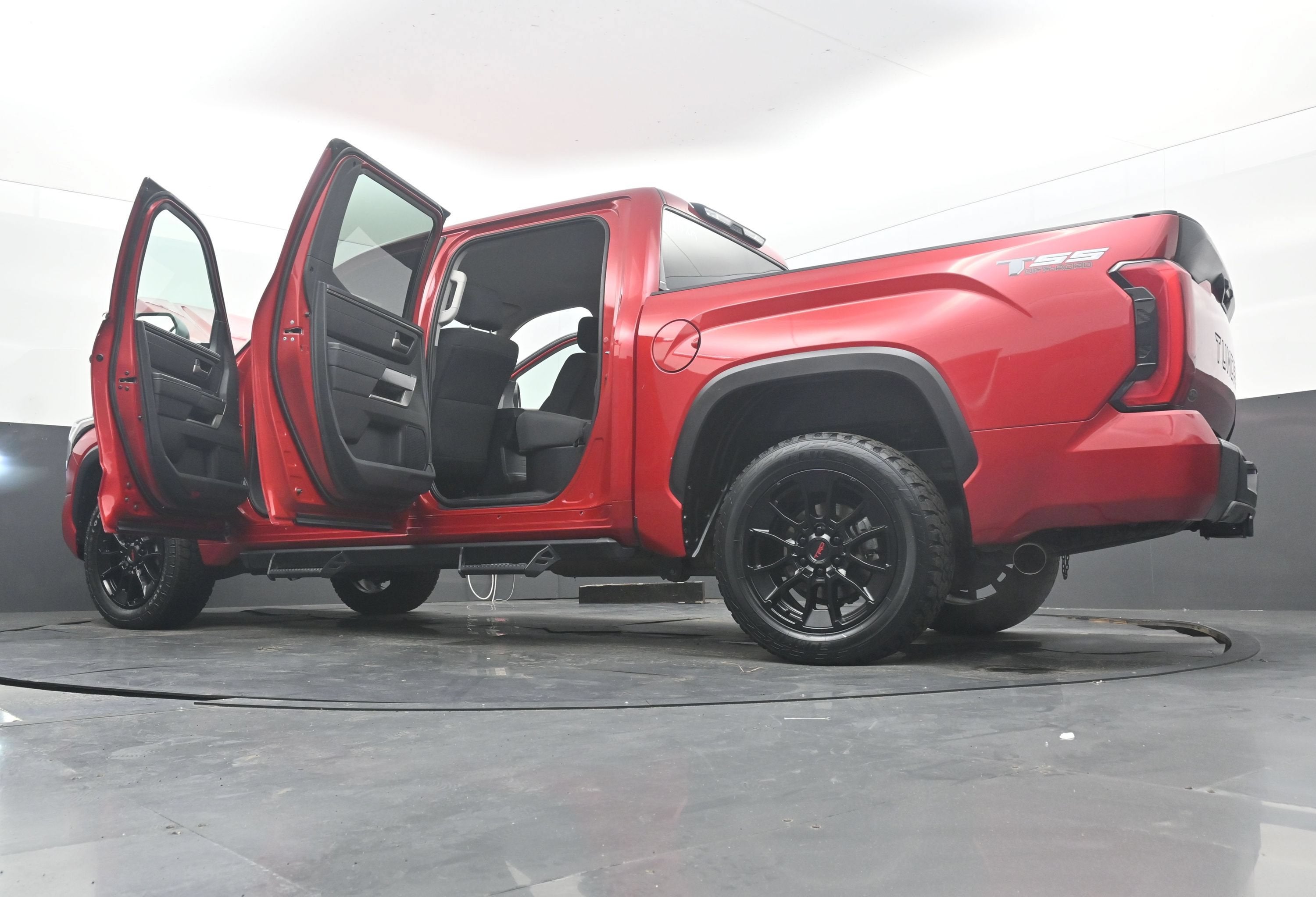 2022 Toyota Tundra 2WD SR5