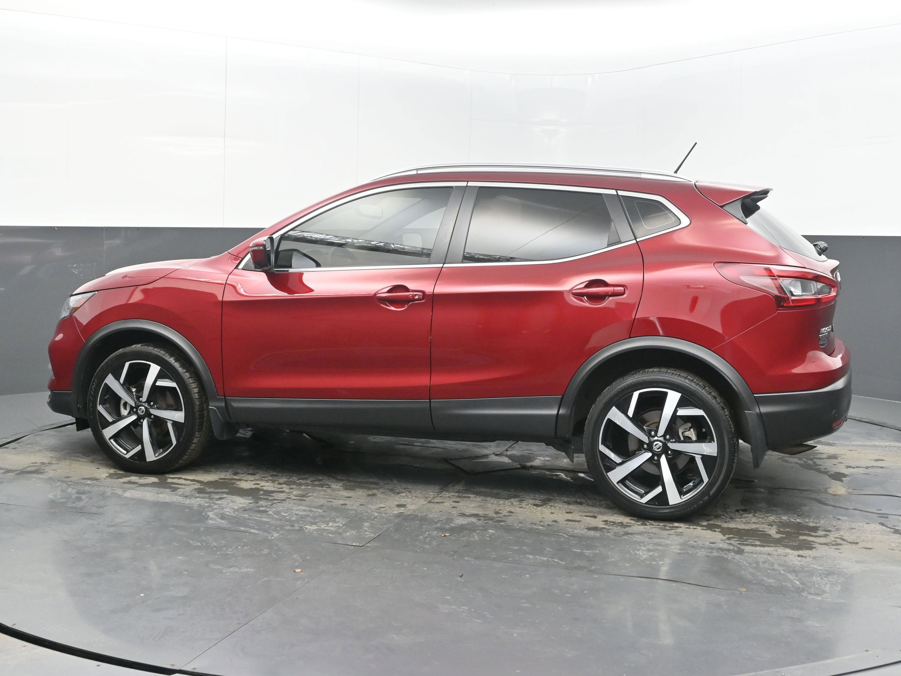2021 Nissan Rogue Sport SL