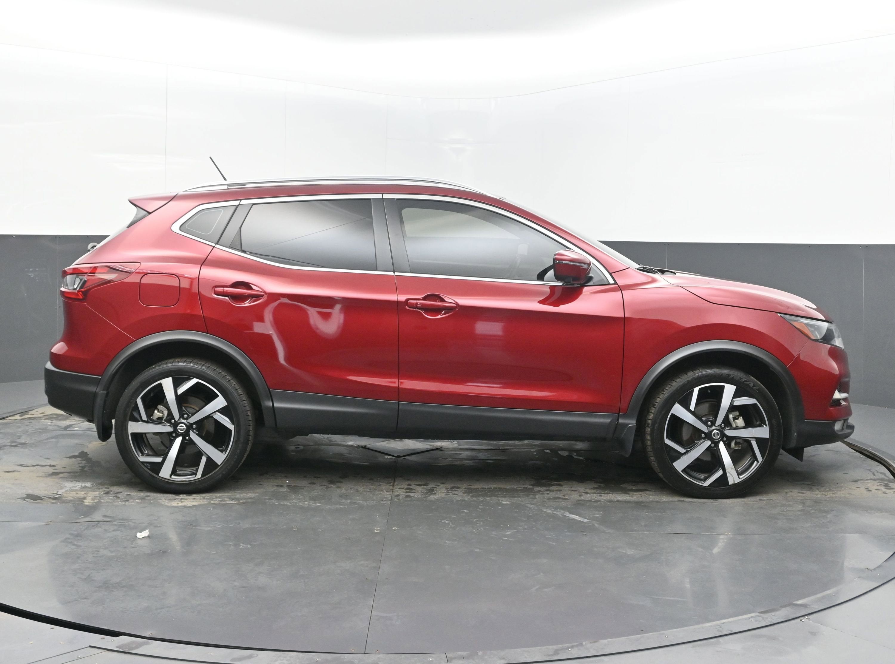2021 Nissan Rogue Sport SL