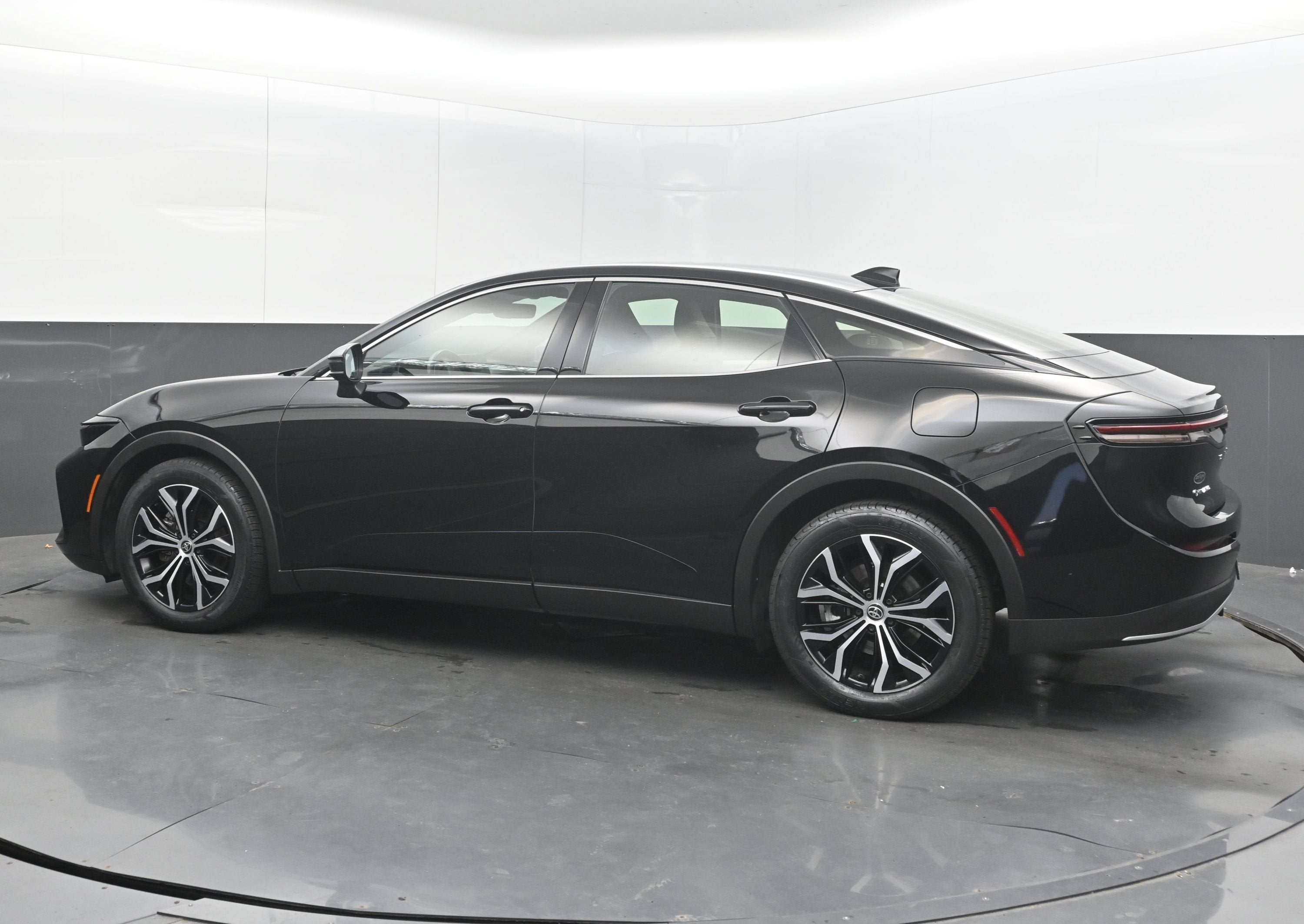 2024 Toyota Crown XLE