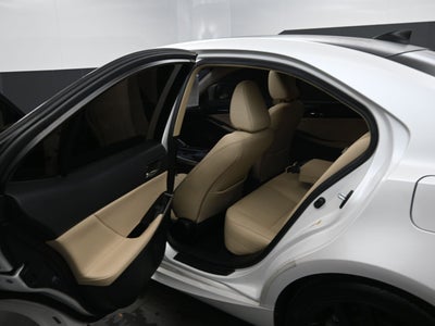 2016 Lexus IS 200t 200t