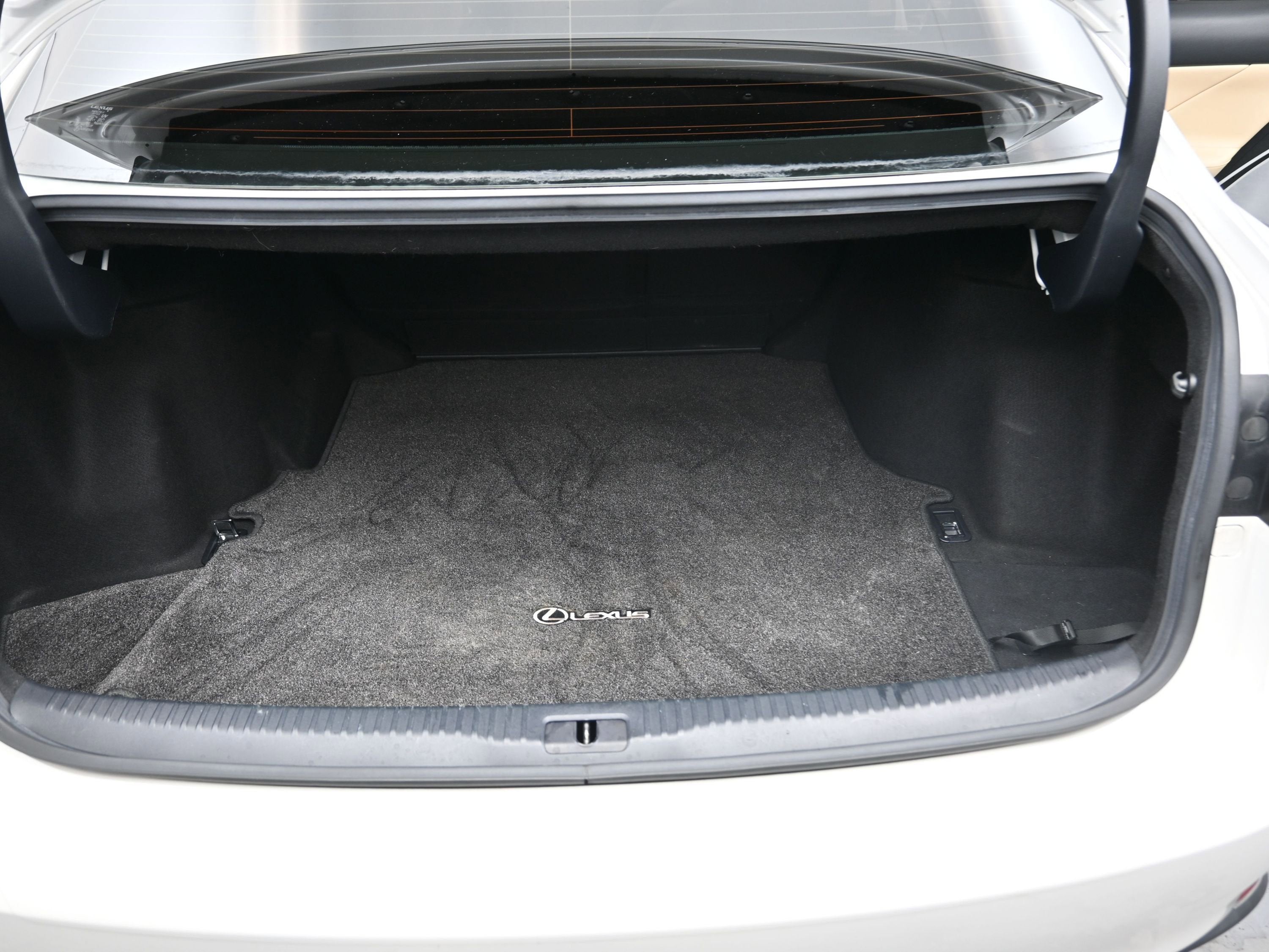 2016 Lexus IS 200t 200t