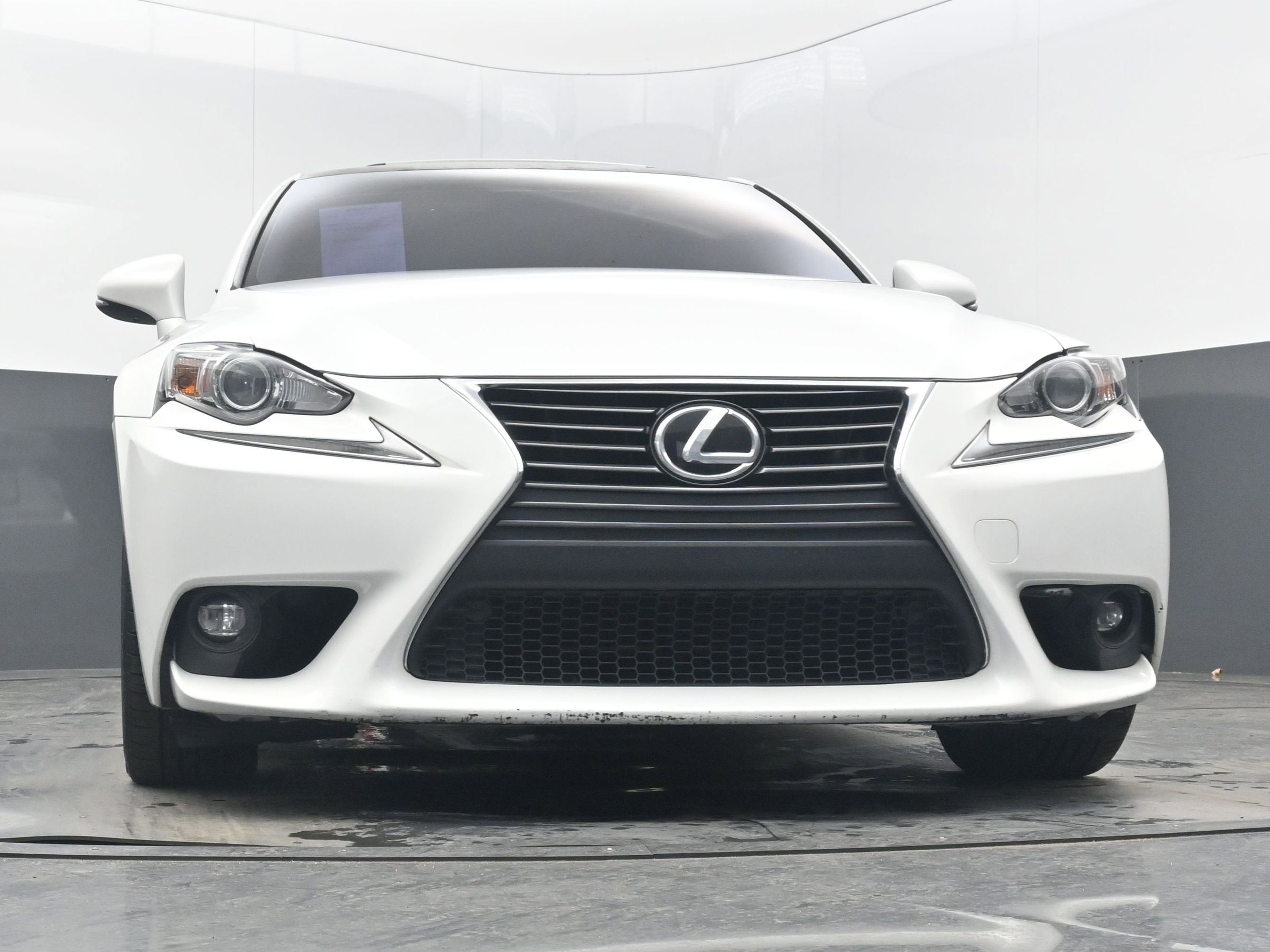 2016 Lexus IS 200t 200t