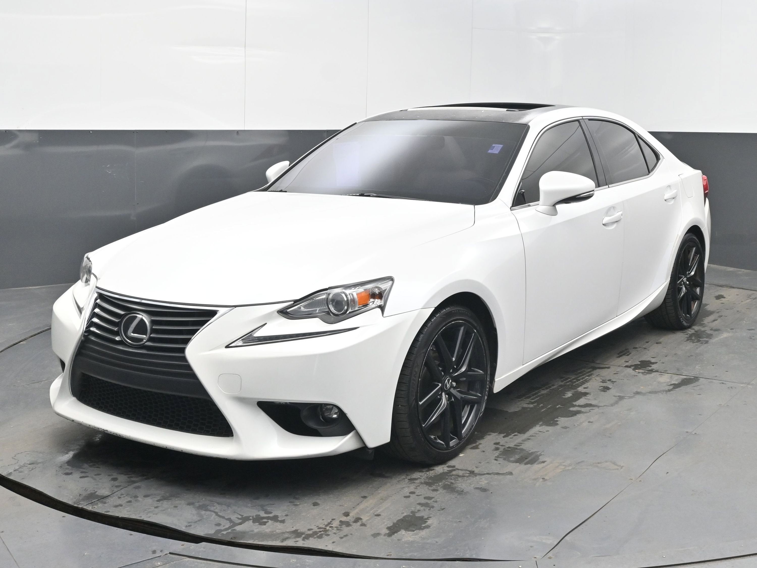2016 Lexus IS 200t 200t
