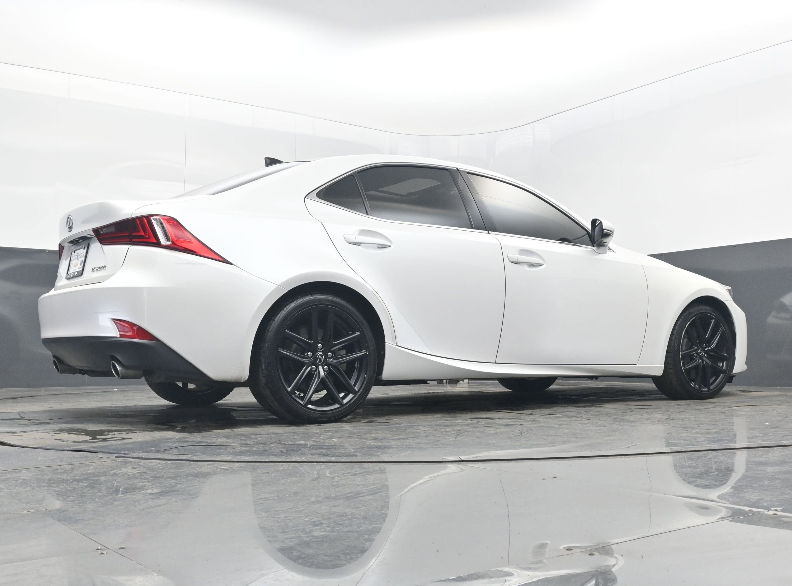 2016 Lexus IS 200t 200t