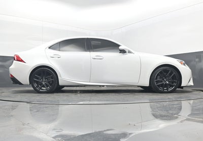 2016 Lexus IS 200t 200t