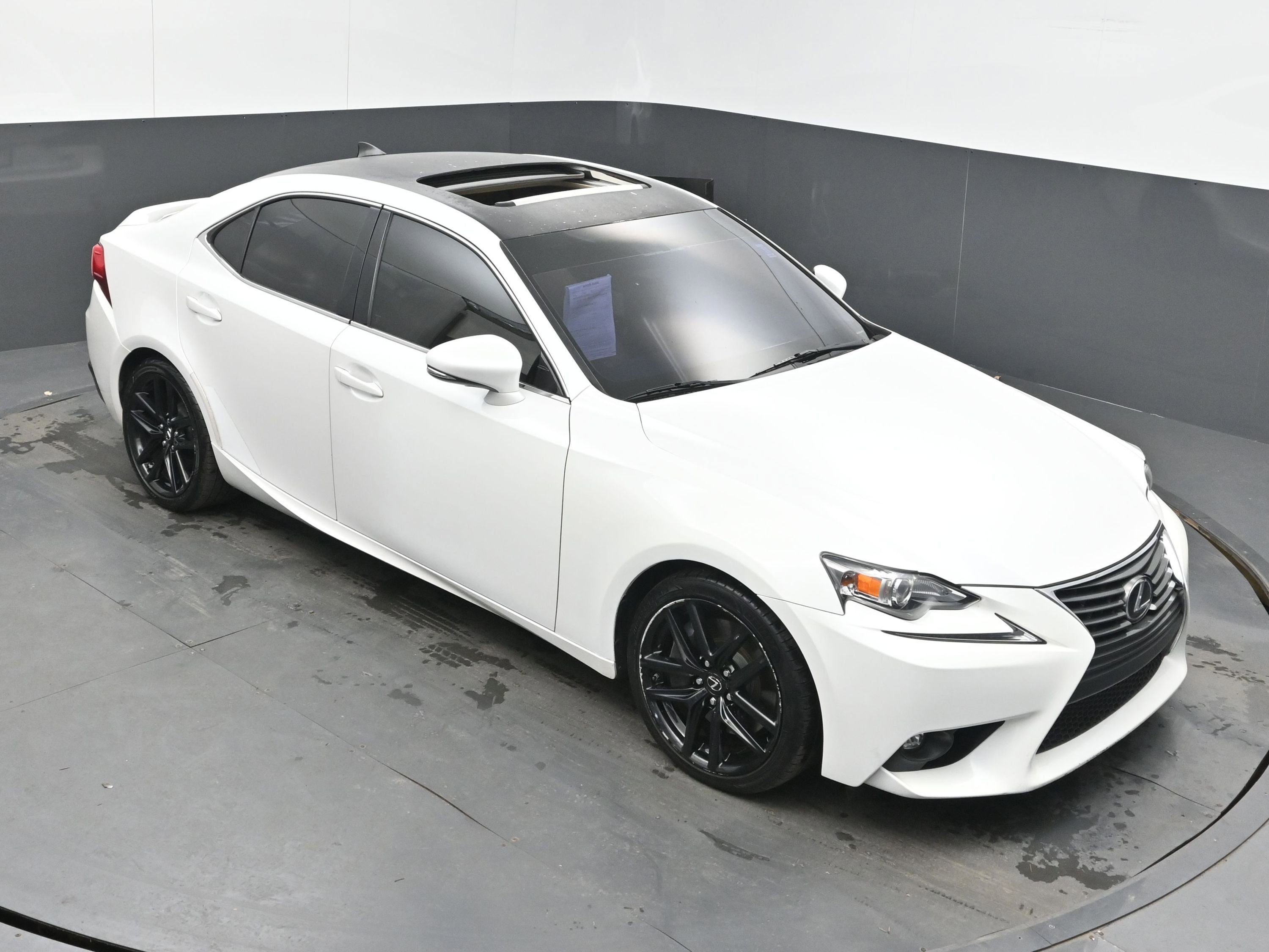 2016 Lexus IS 200t 200t