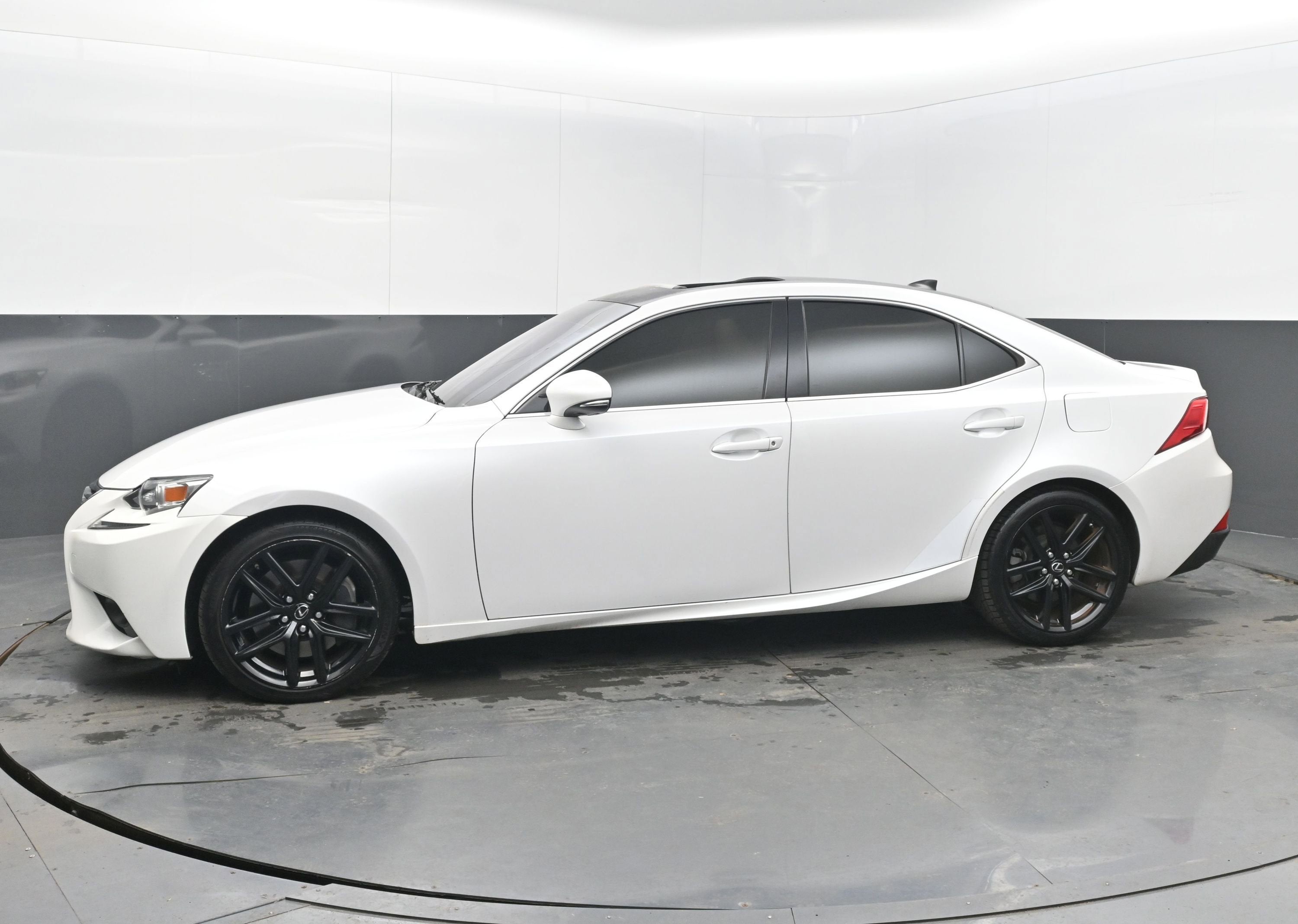 2016 Lexus IS 200t 200t
