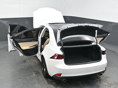 2016 Lexus IS 200t 200t