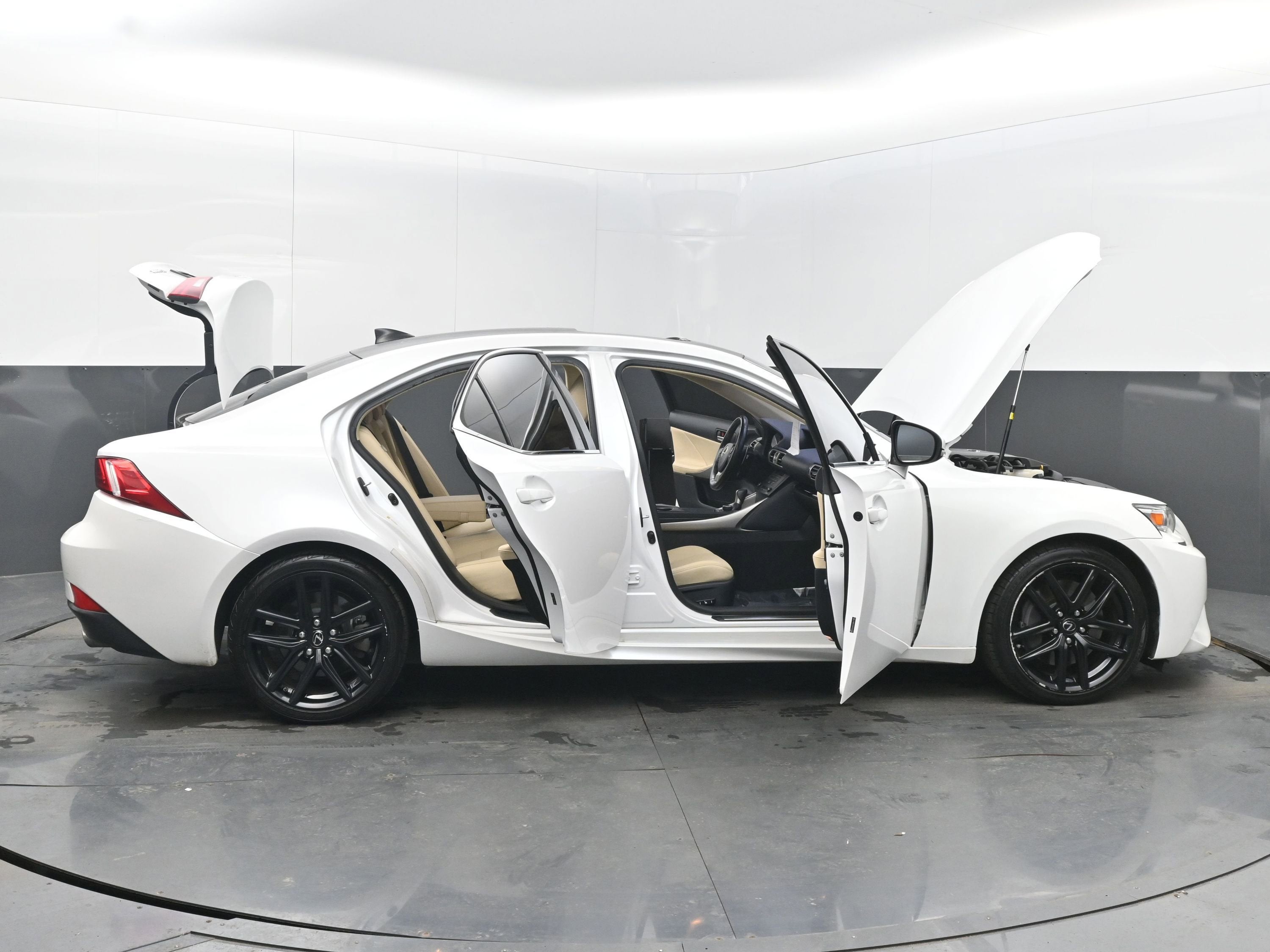 2016 Lexus IS 200t 200t