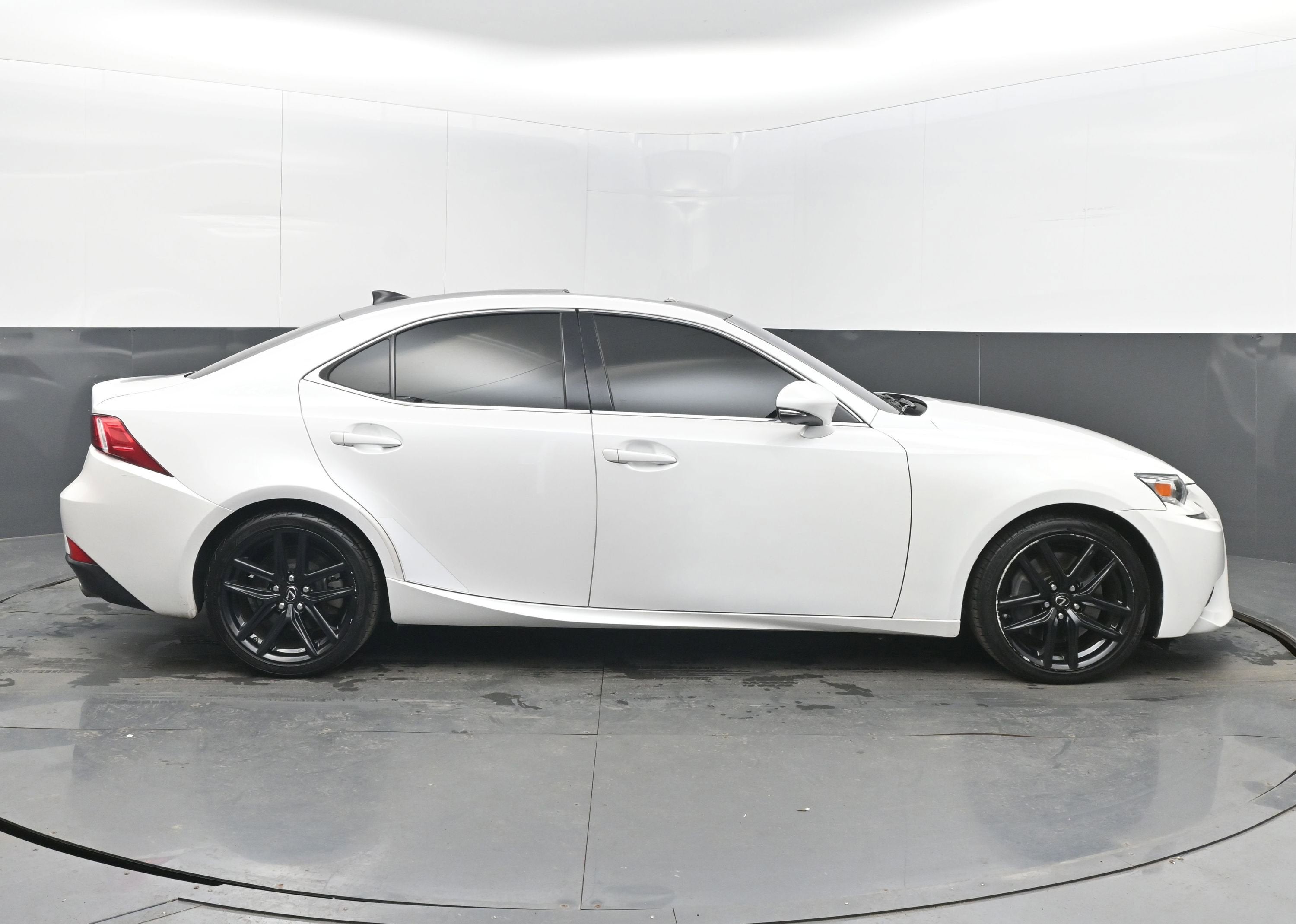 2016 Lexus IS 200t 200t