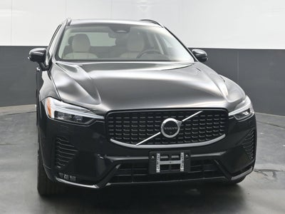 2023 Volvo XC60 Plus Dark Theme