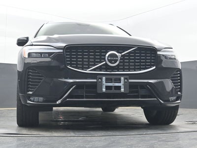 2023 Volvo XC60 Plus Dark Theme