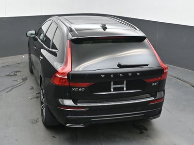 2023 Volvo XC60 Plus Dark Theme