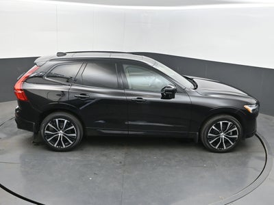 2023 Volvo XC60 Plus Dark Theme