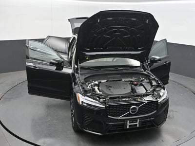 2023 Volvo XC60 Plus Dark Theme